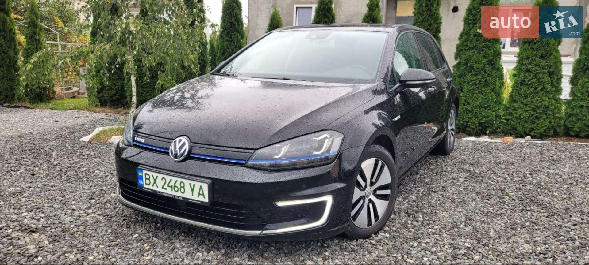 VOLKSWAGEN E-GOLF 2014