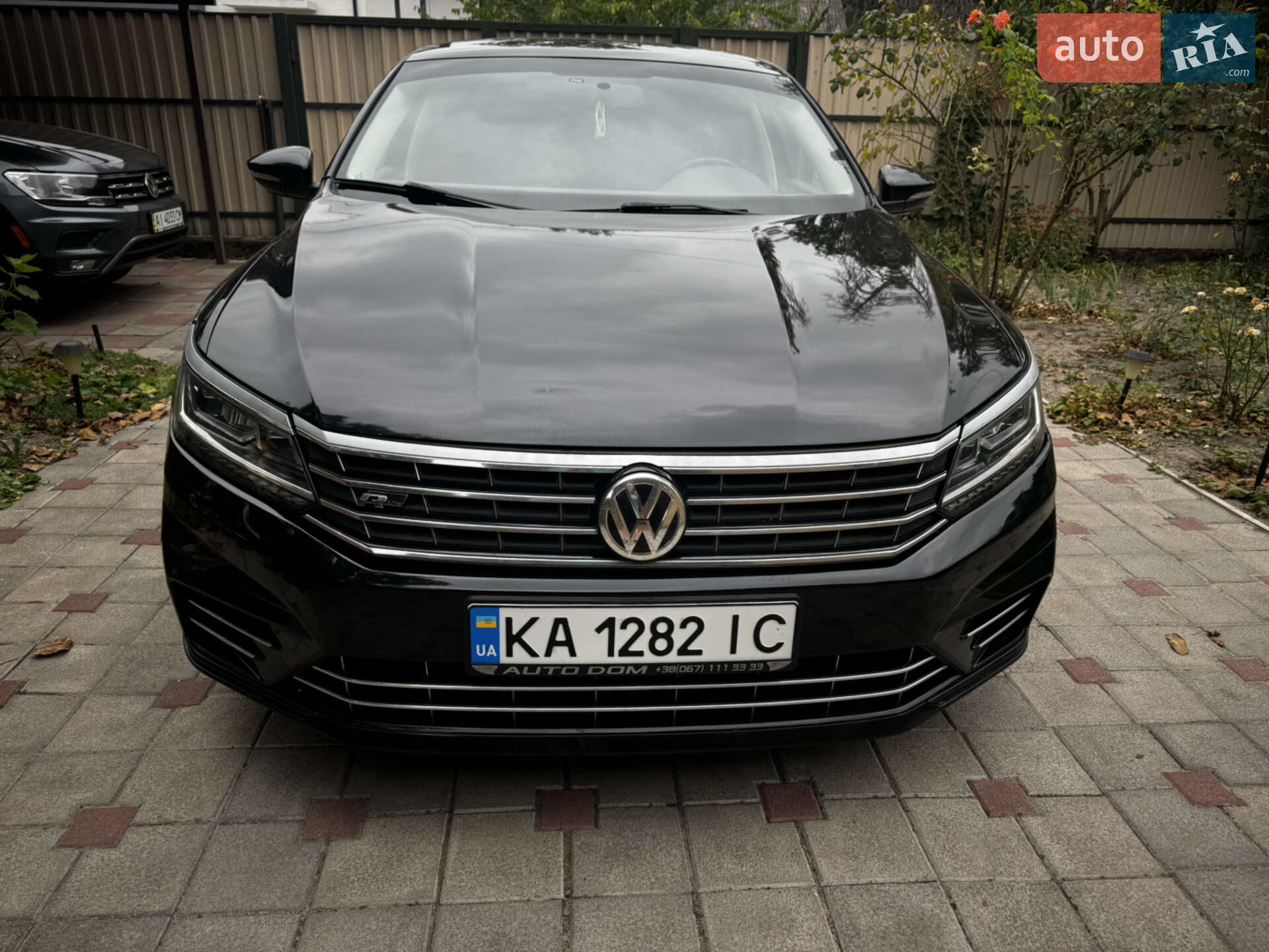 VOLKSWAGEN PASSAT 2017