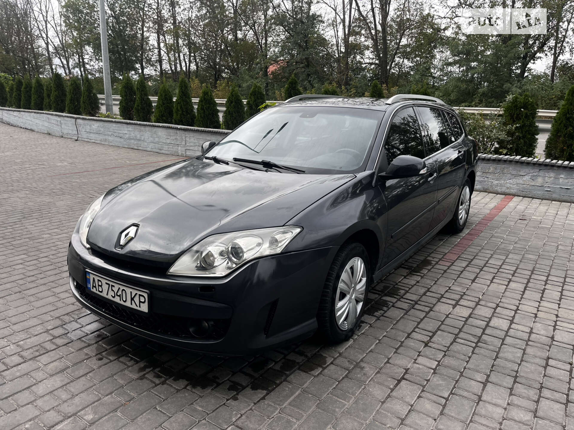 Головне фото звіту автомобіля RENAULT LAGUNA 2009