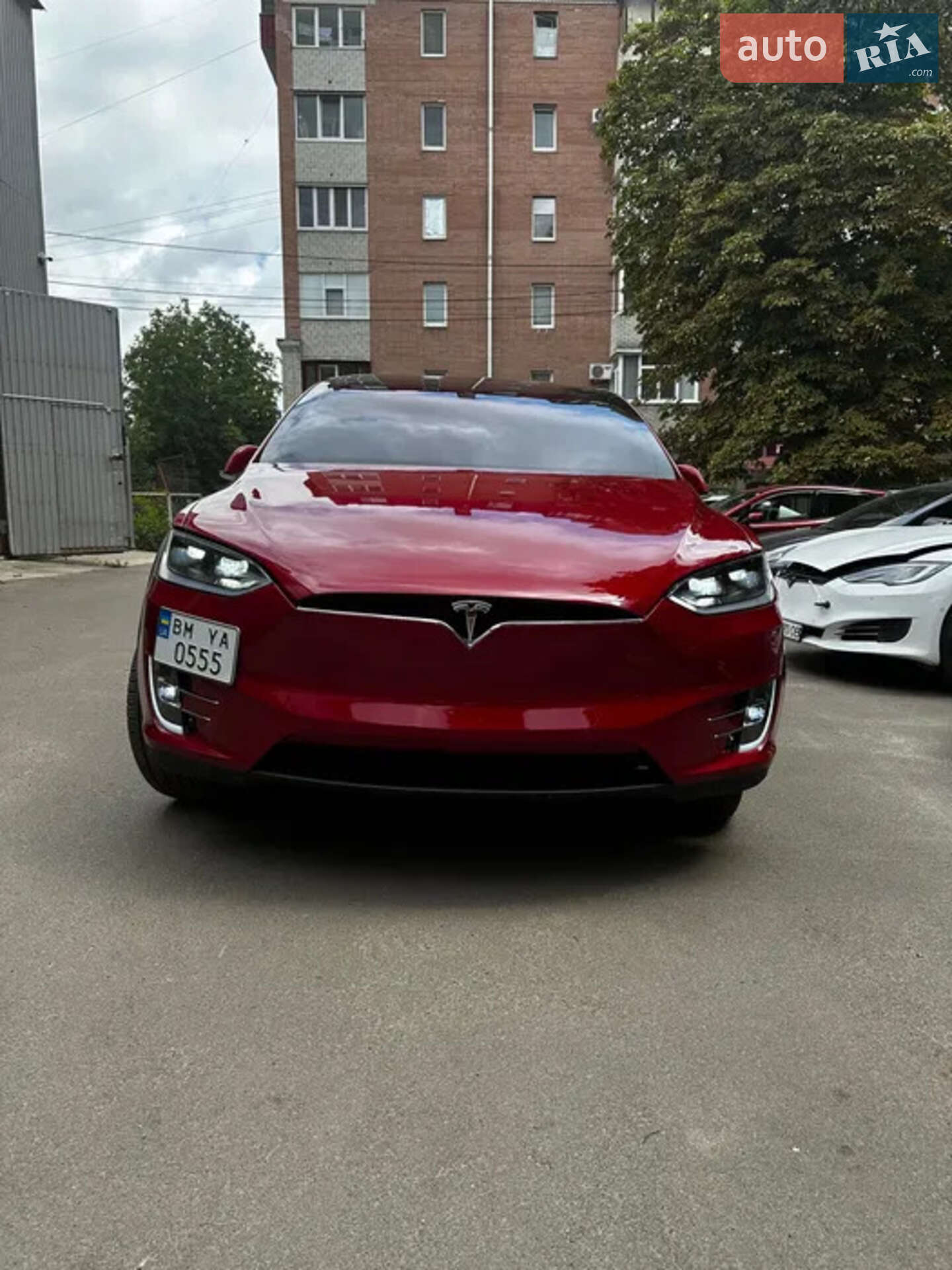 Головне фото звіту автомобіля TESLA MODEL X 2017