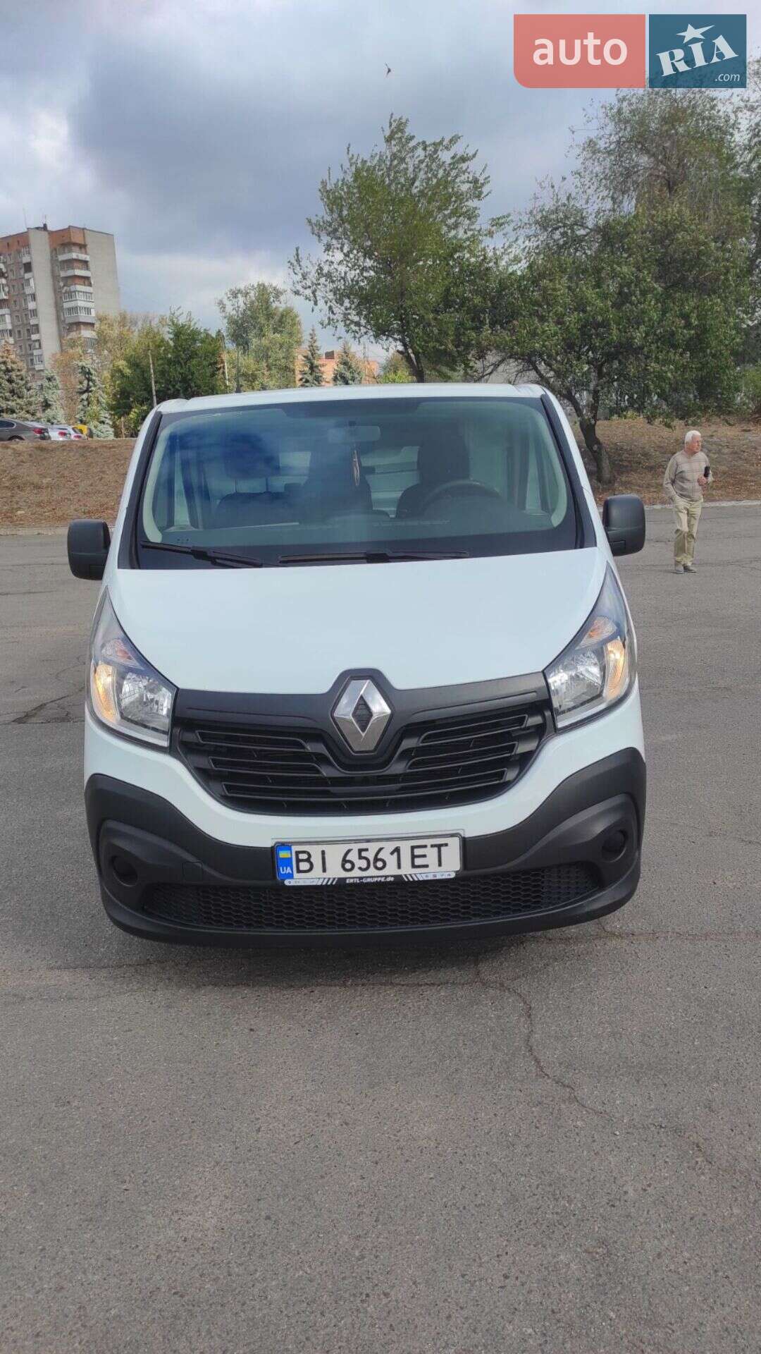 RENAULT TRAFIC 2017