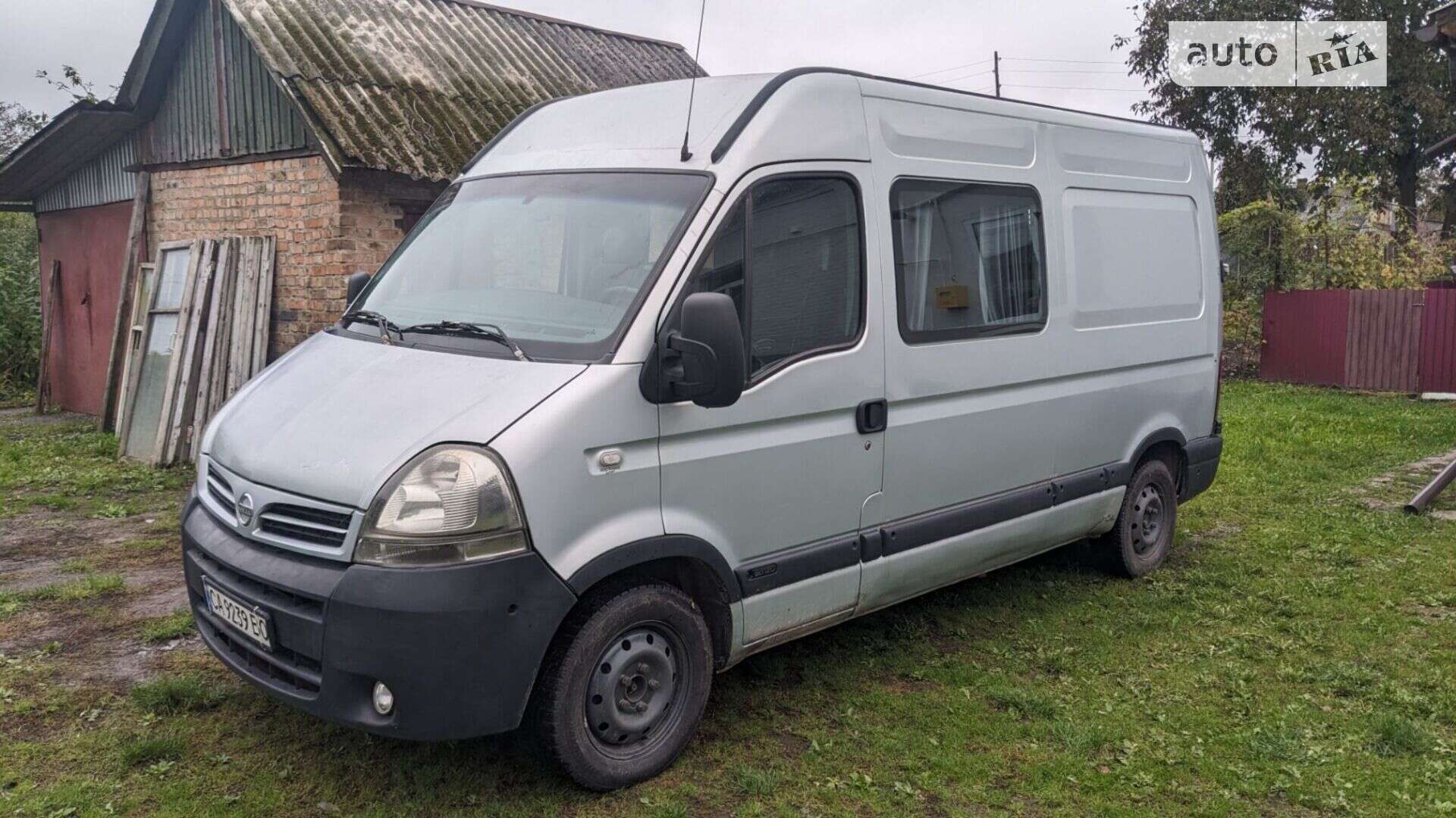 NISSAN INTERSTAR 2004