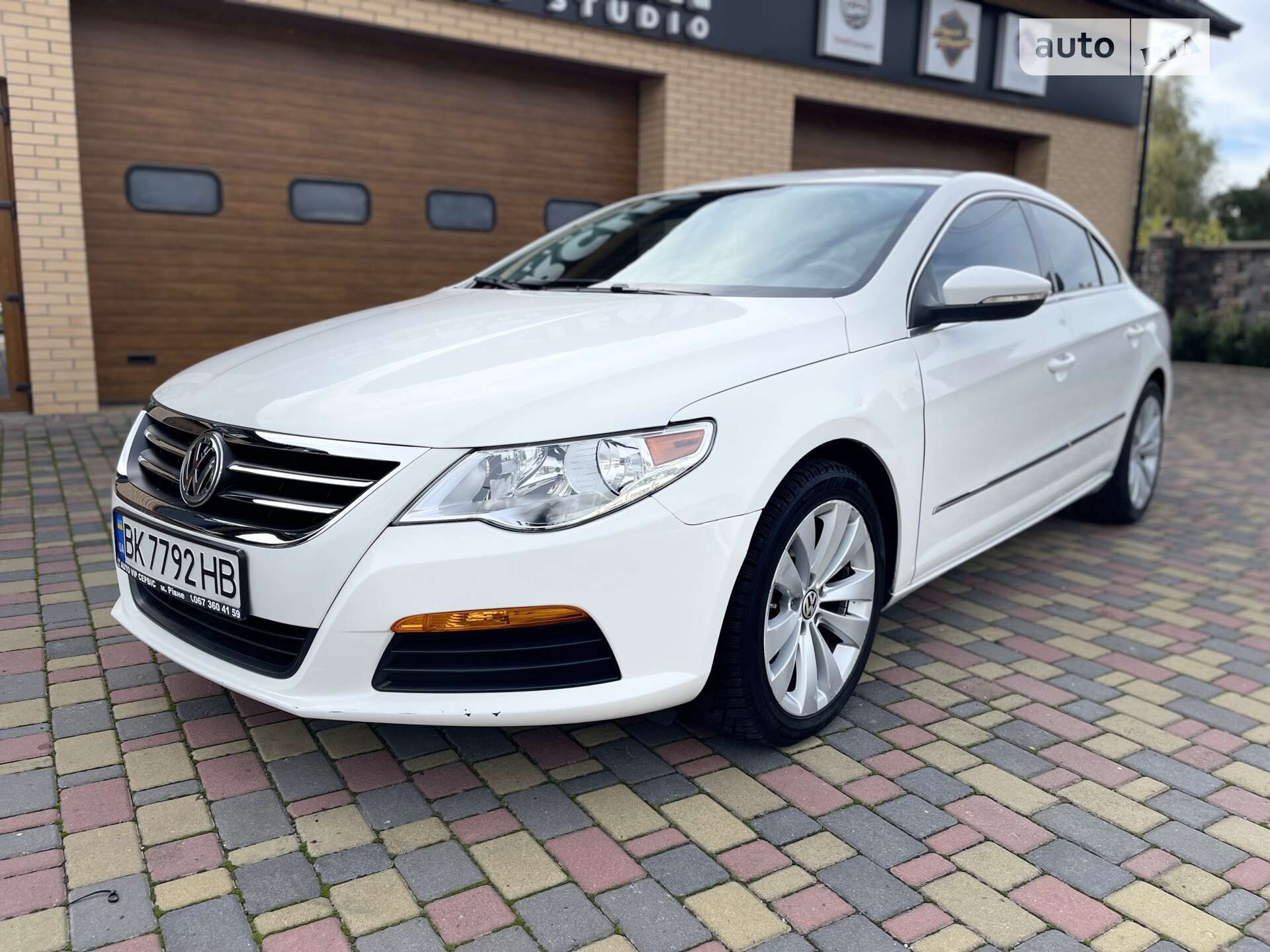 VOLKSWAGEN PASSAT CC 2010