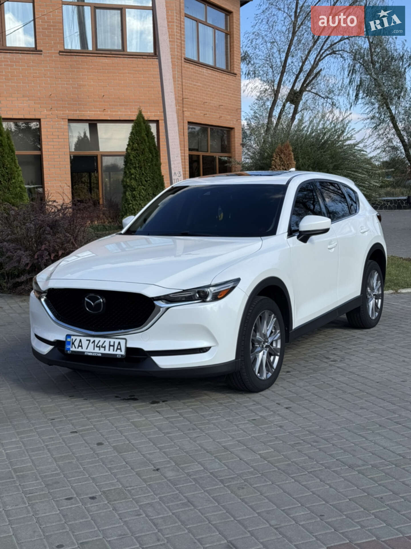Головне фото звіту автомобіля MAZDA CX-5 2020