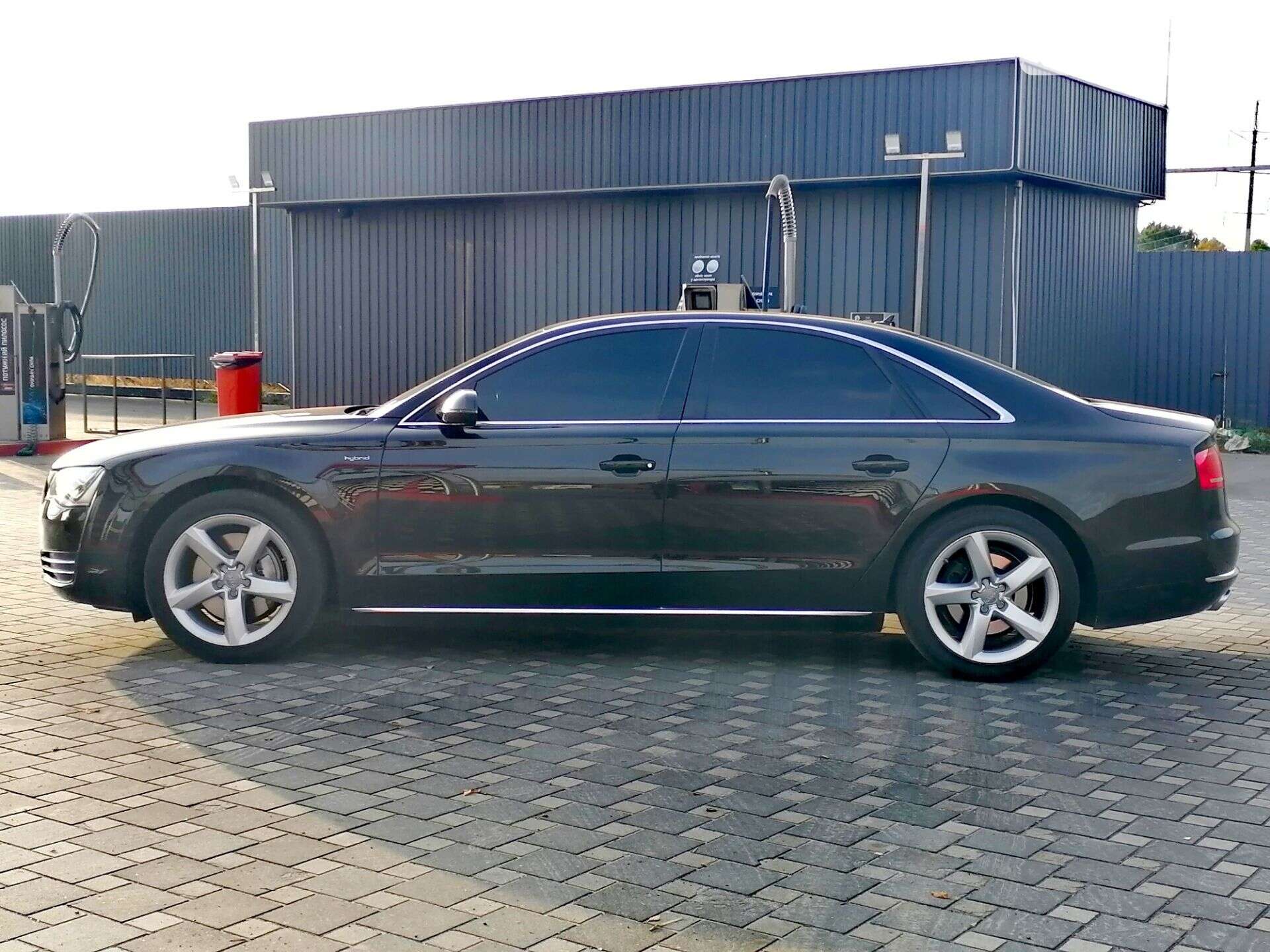 AUDI A8 2012