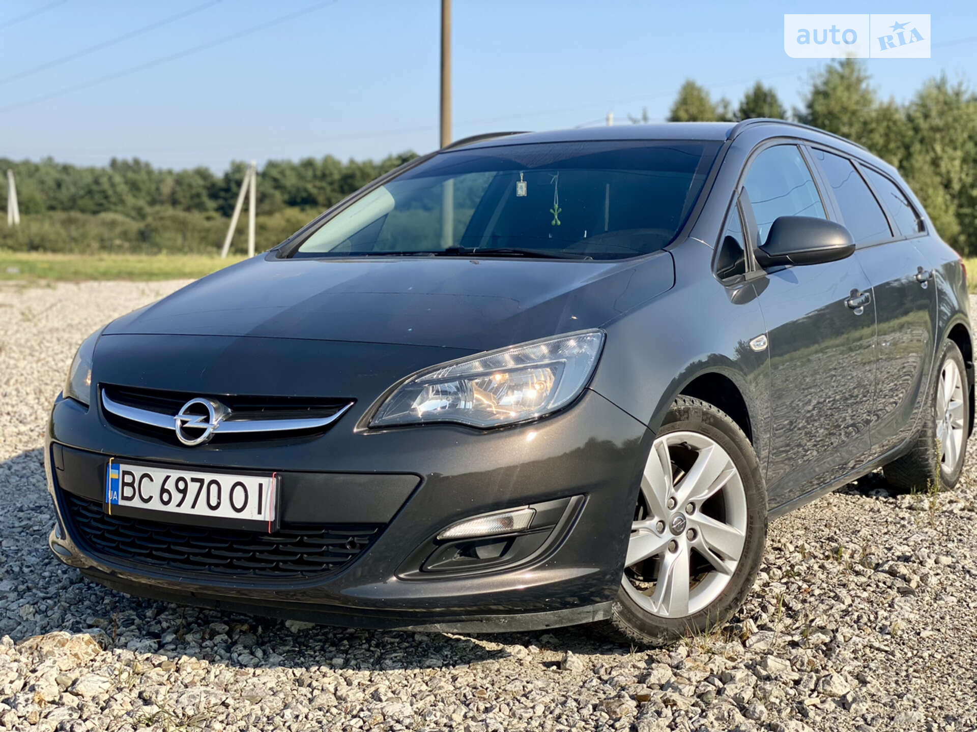 OPEL ASTRA SPORTS TOURER 2012