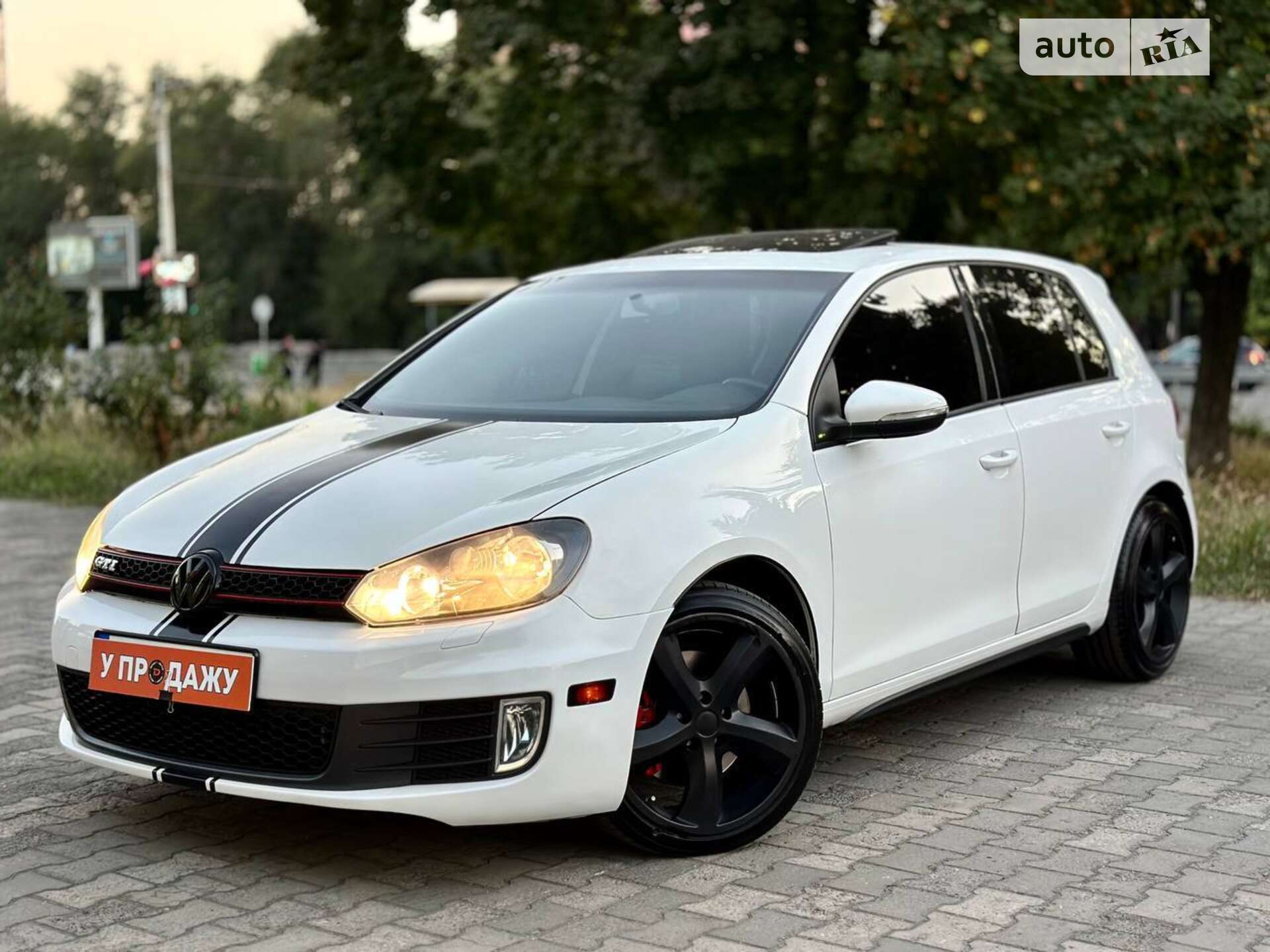 VOLKSWAGEN GOLF GTI 2012
