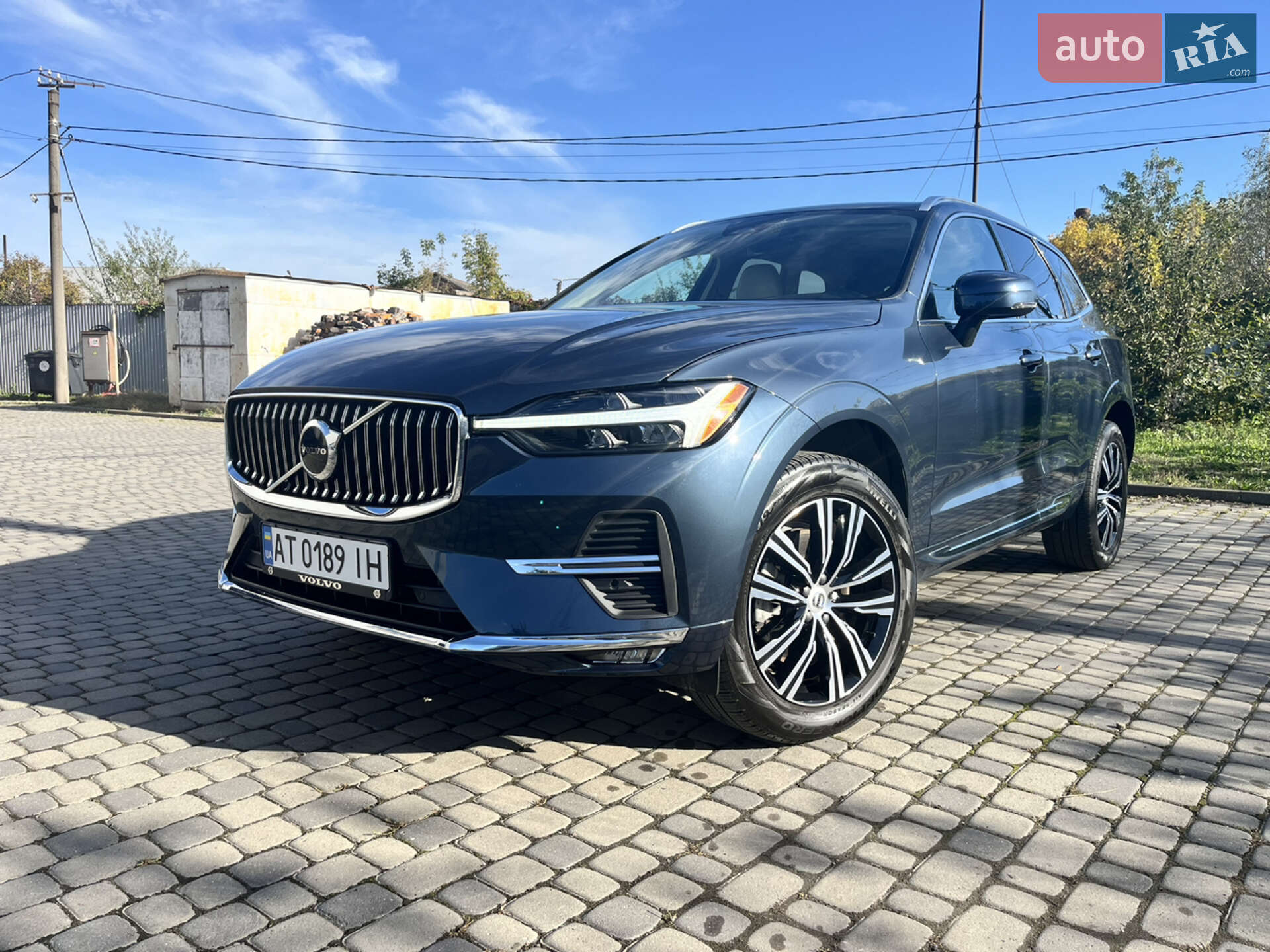 VOLVO XC60 2022