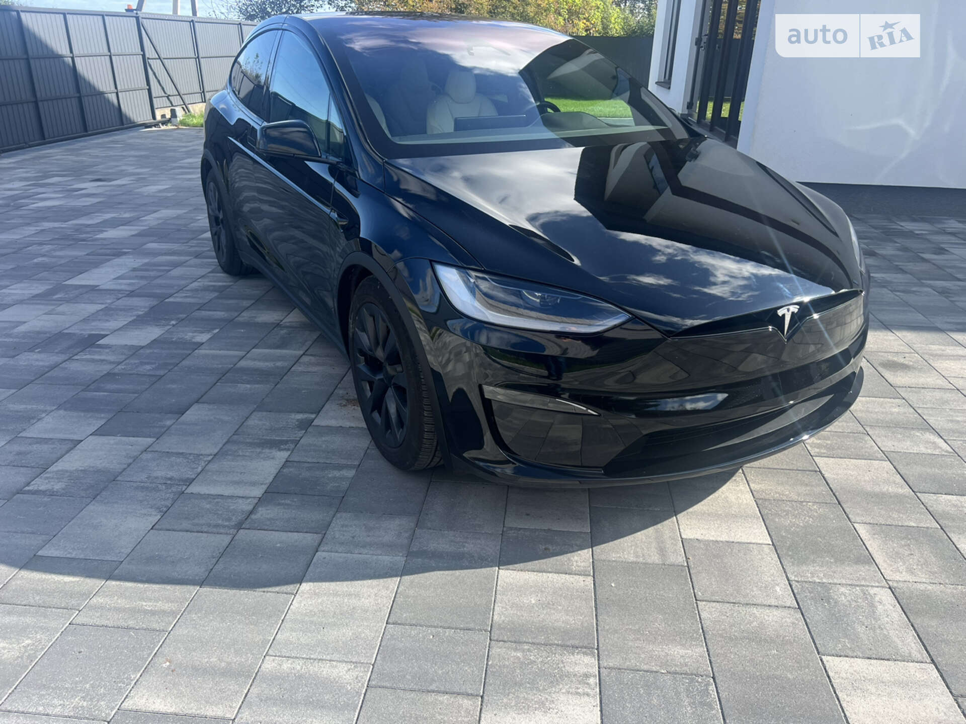 TESLA MODEL X 2023