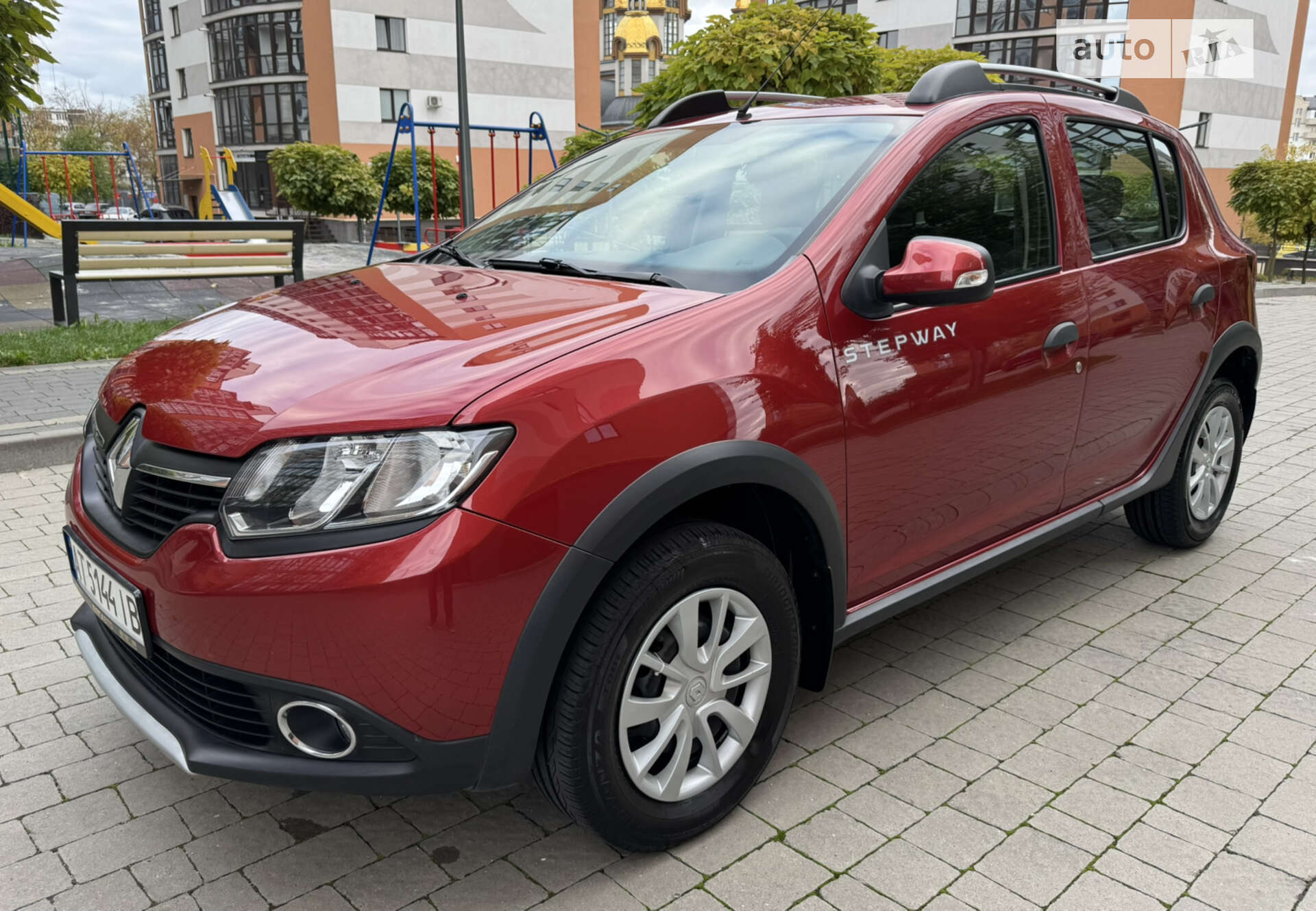 RENAULT SANDERO 2015