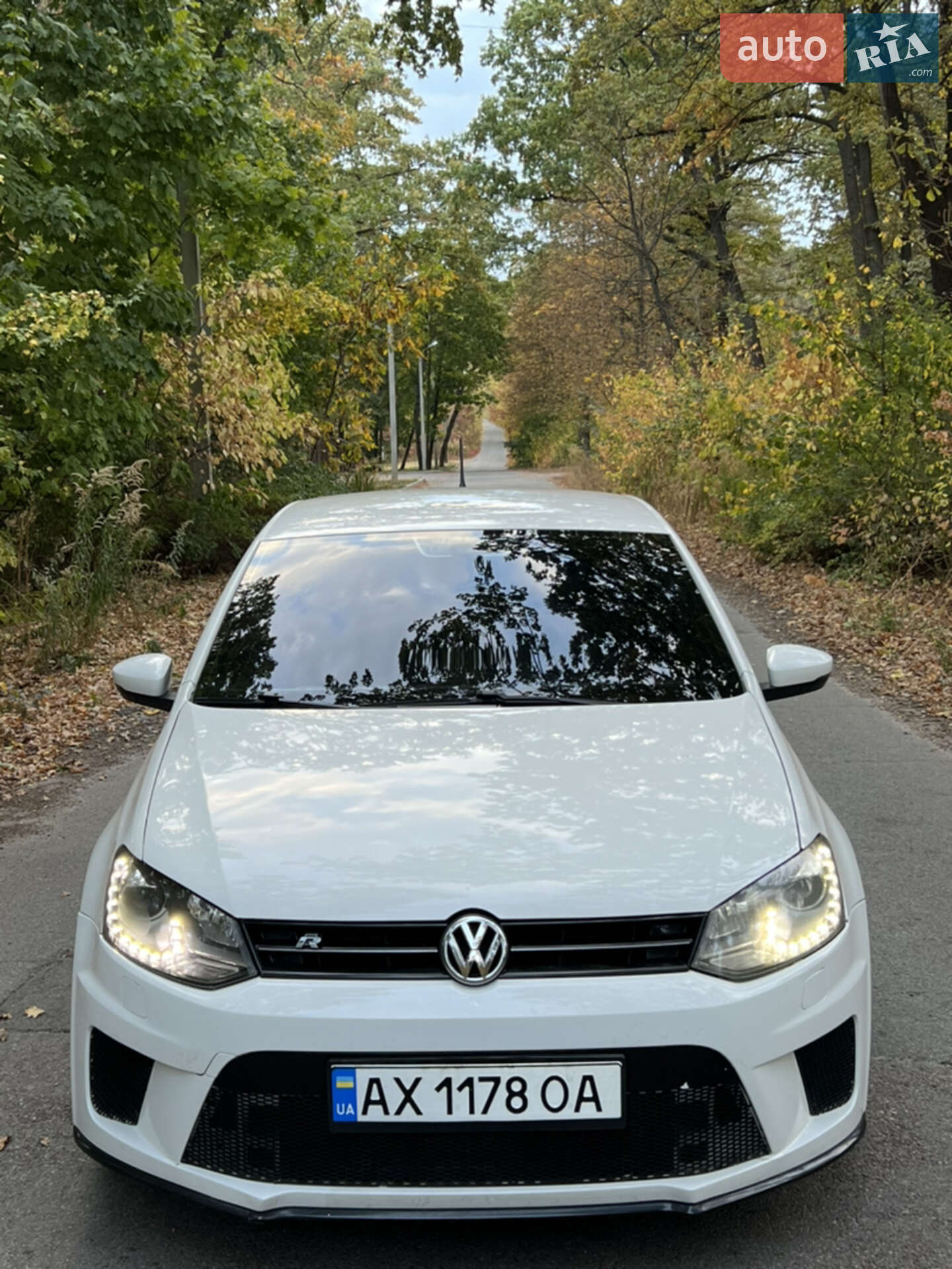 VOLKSWAGEN POLO 2014