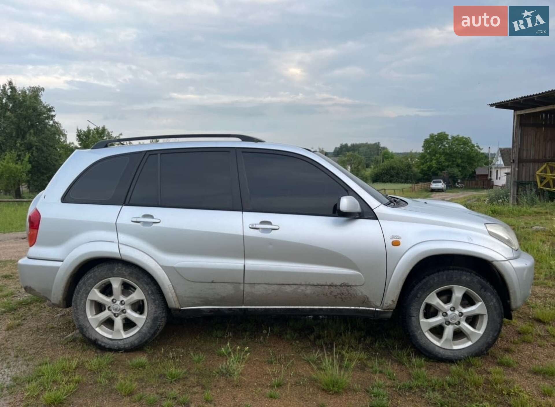 TOYOTA RAV4 2003