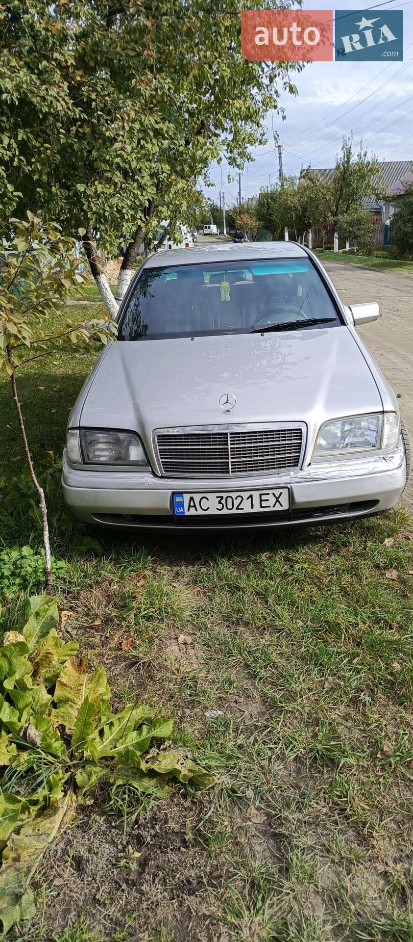 MERCEDES-BENZ 230 1997