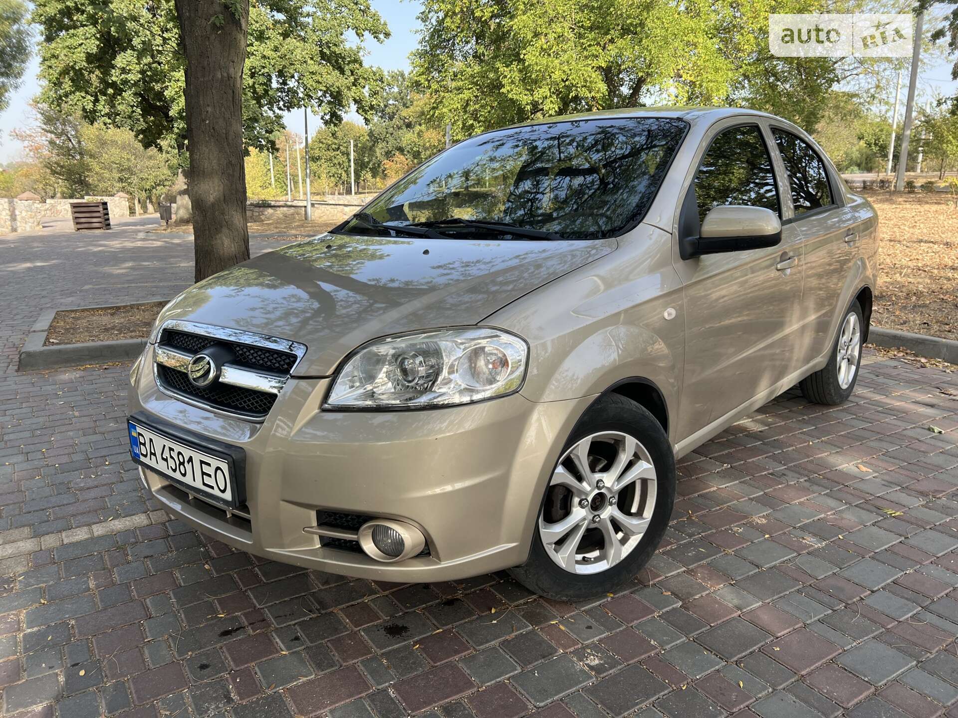 Головне фото звіту автомобіля ЗАЗ VIDA 2013