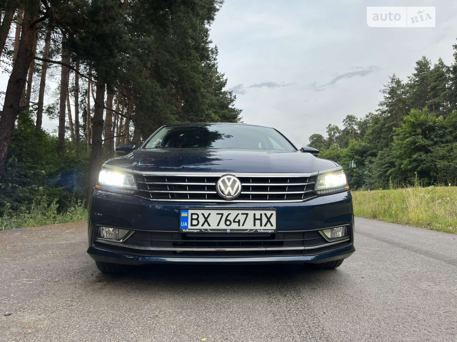 VOLKSWAGEN PASSAT 2017