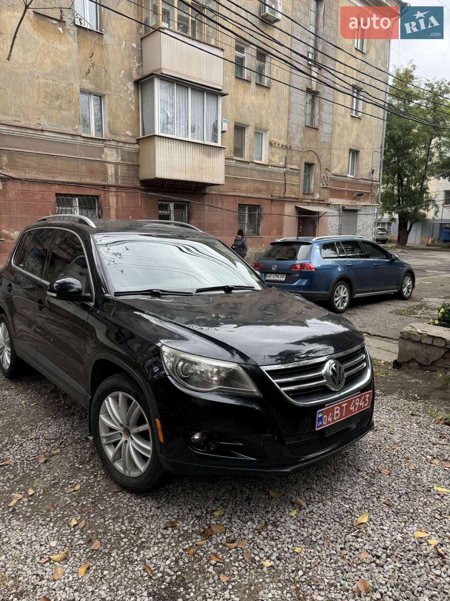 VOLKSWAGEN TIGUAN 2011