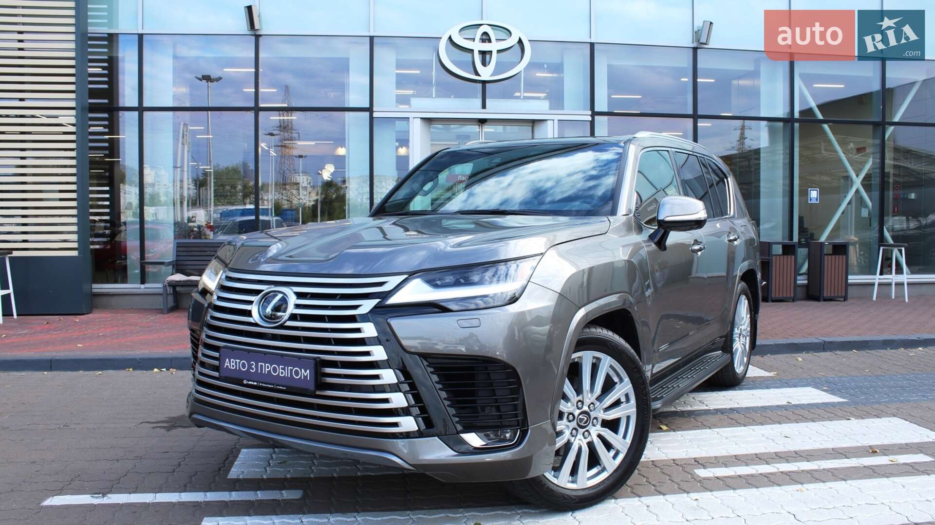 LEXUS LX 600 2021