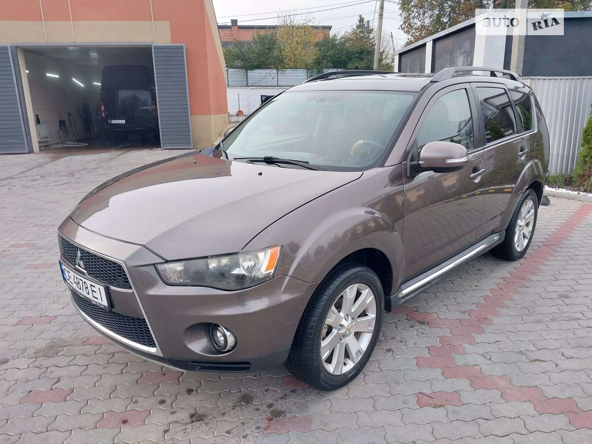 Головне фото звіту автомобіля MITSUBISHI OUTLANDER 2009