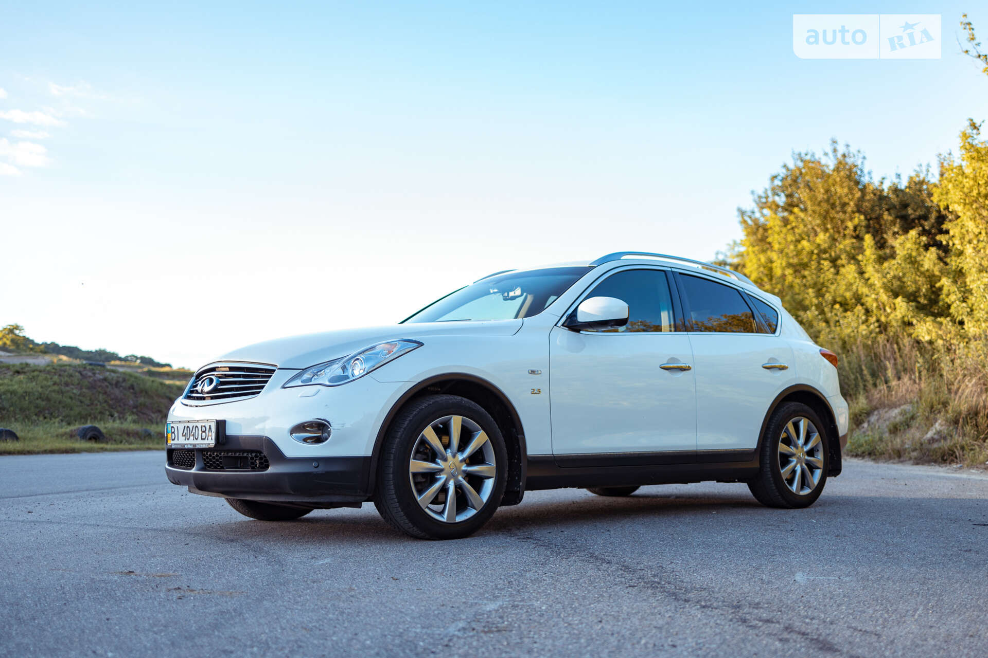 INFINITI QX50 2015