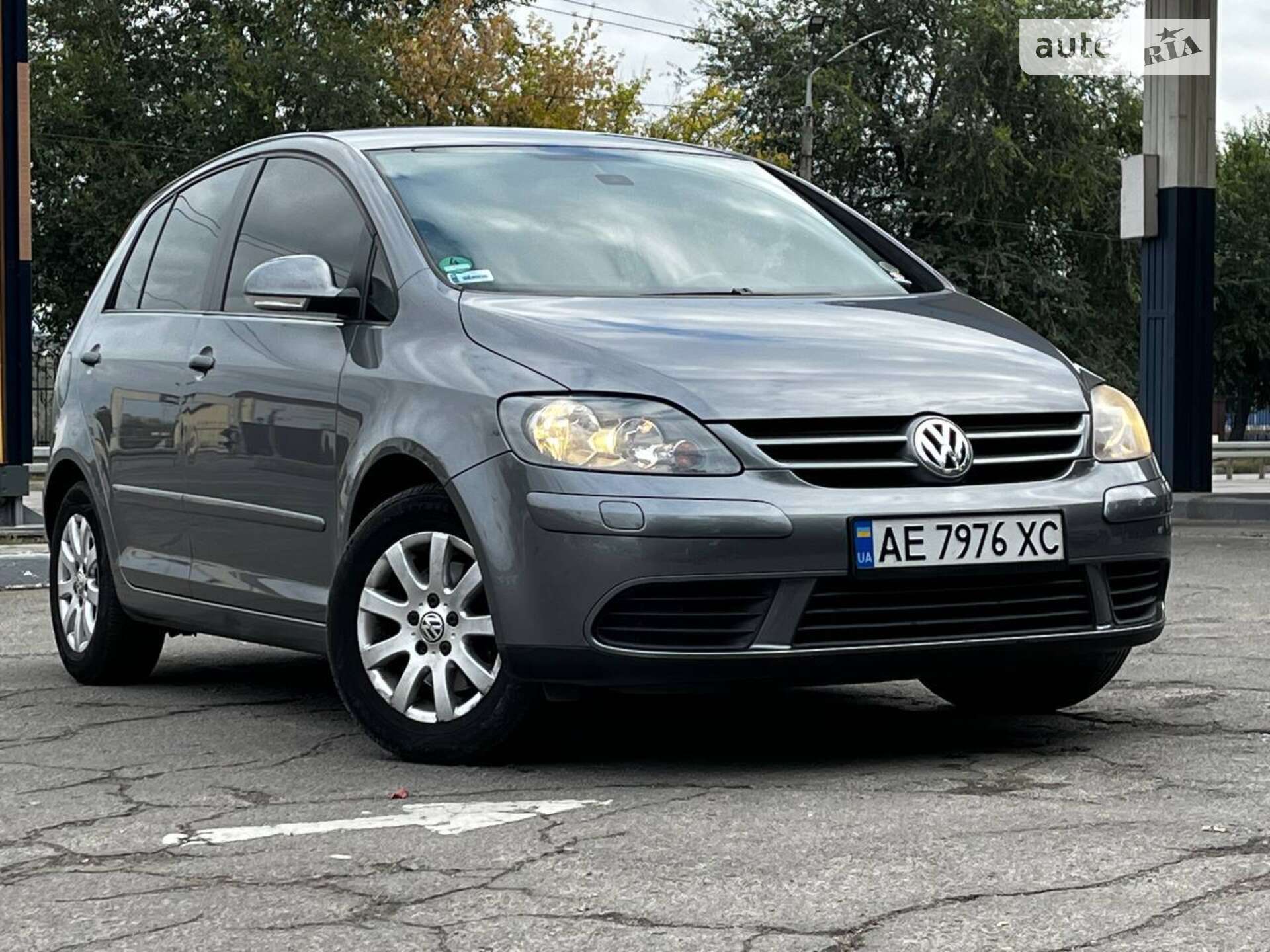 VOLKSWAGEN GOLF 2005