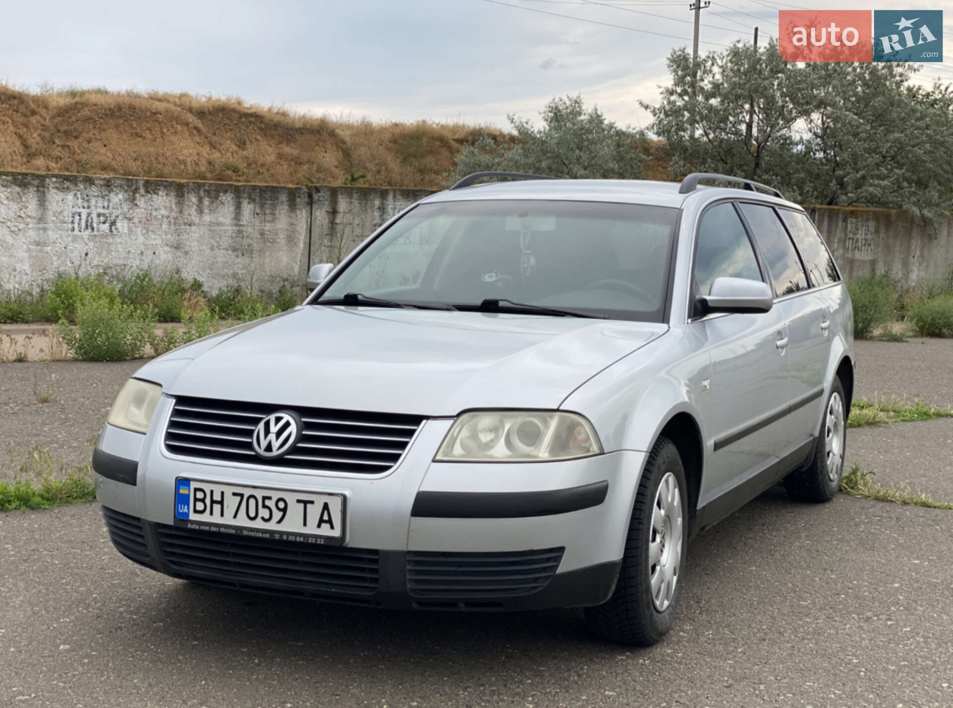 VOLKSWAGEN PASSAT 2000