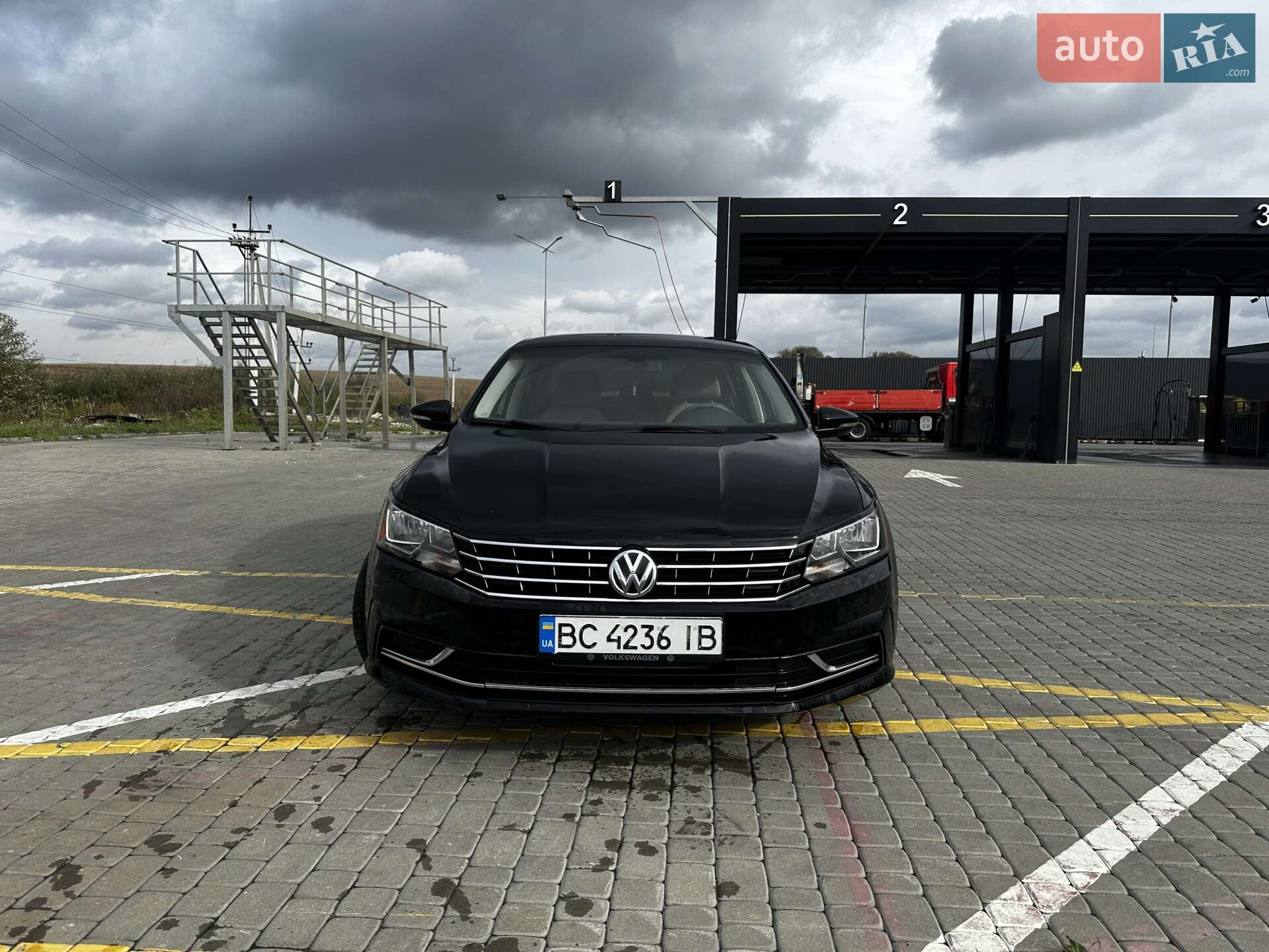 VOLKSWAGEN PASSAT 2015