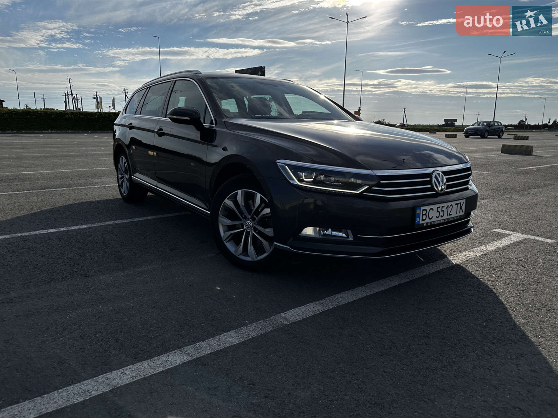 VOLKSWAGEN PASSAT 2019