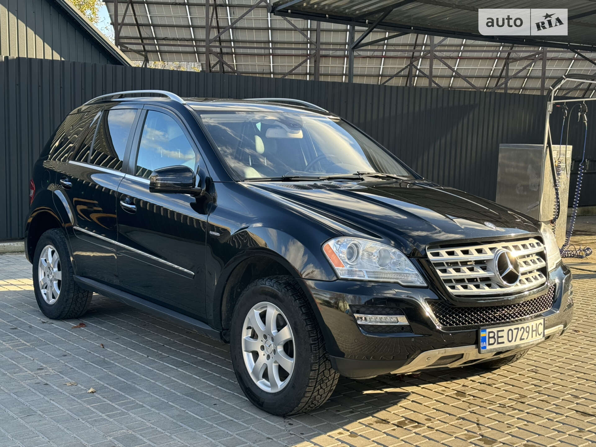 MERCEDES-BENZ ML 350 2011