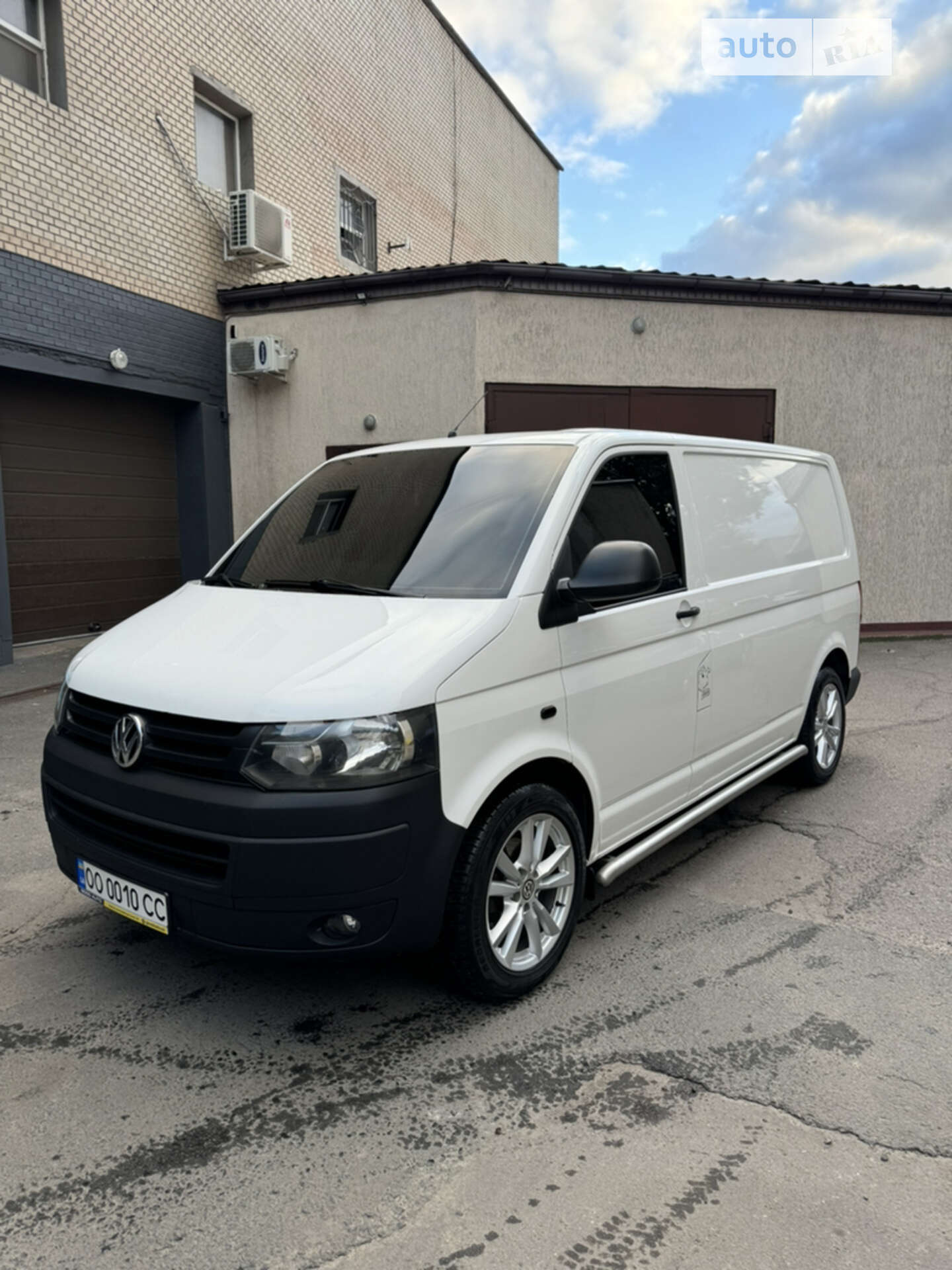 VOLKSWAGEN TRANSPORTER 2010