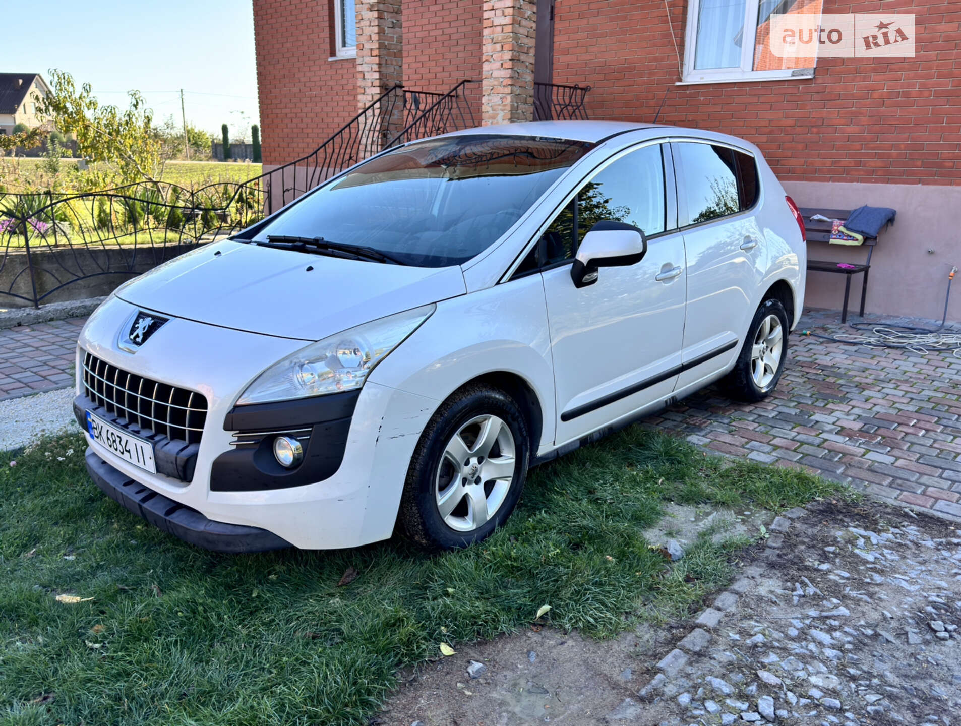 PEUGEOT 3008 2012