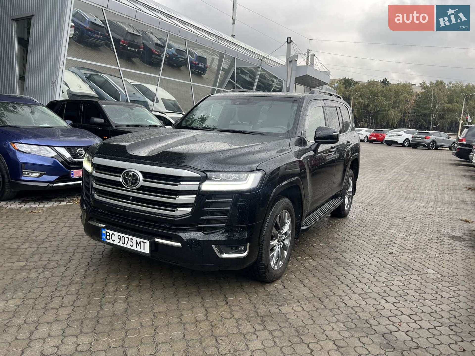 TOYOTA LAND CRUISER