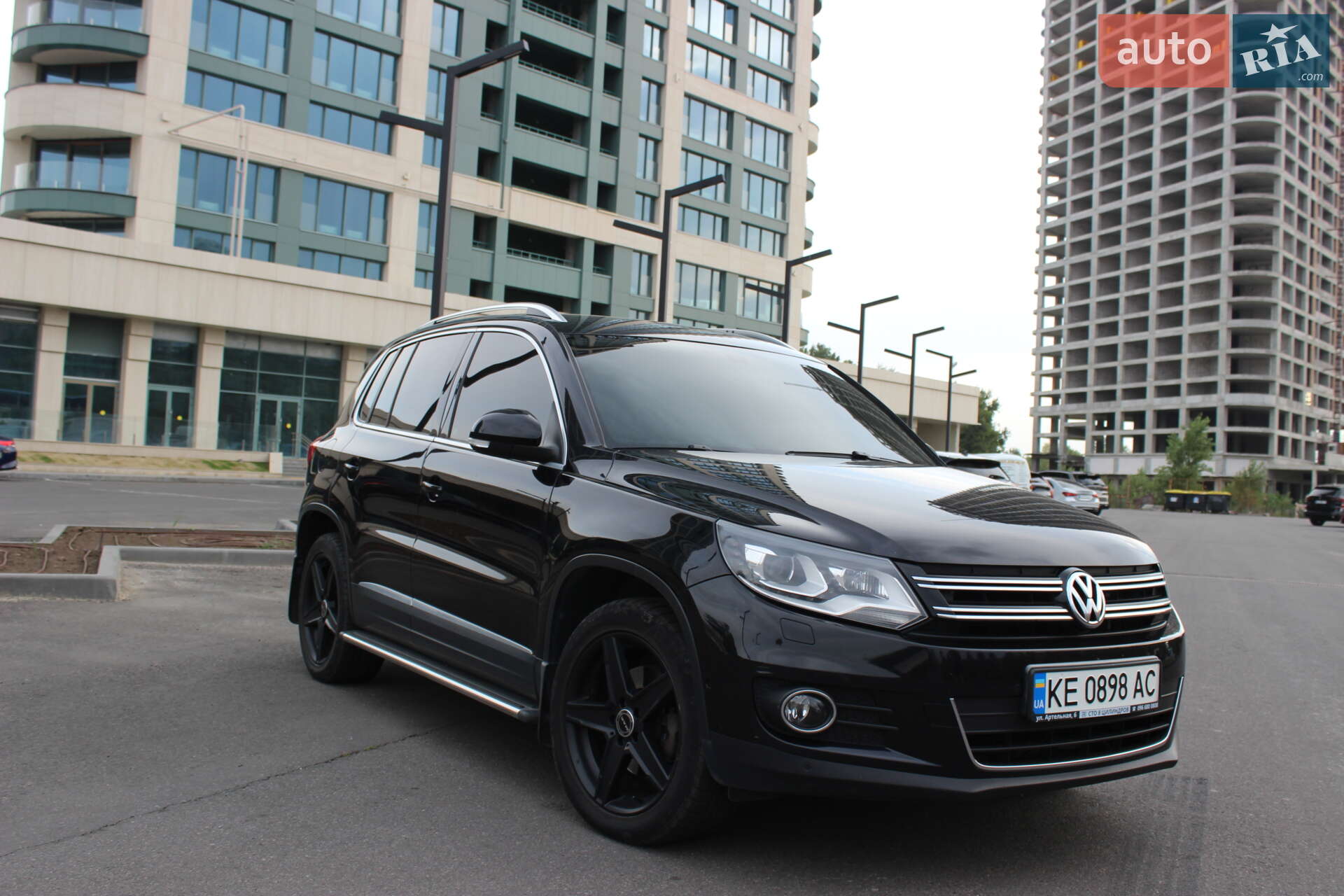 VOLKSWAGEN TIGUAN 2012