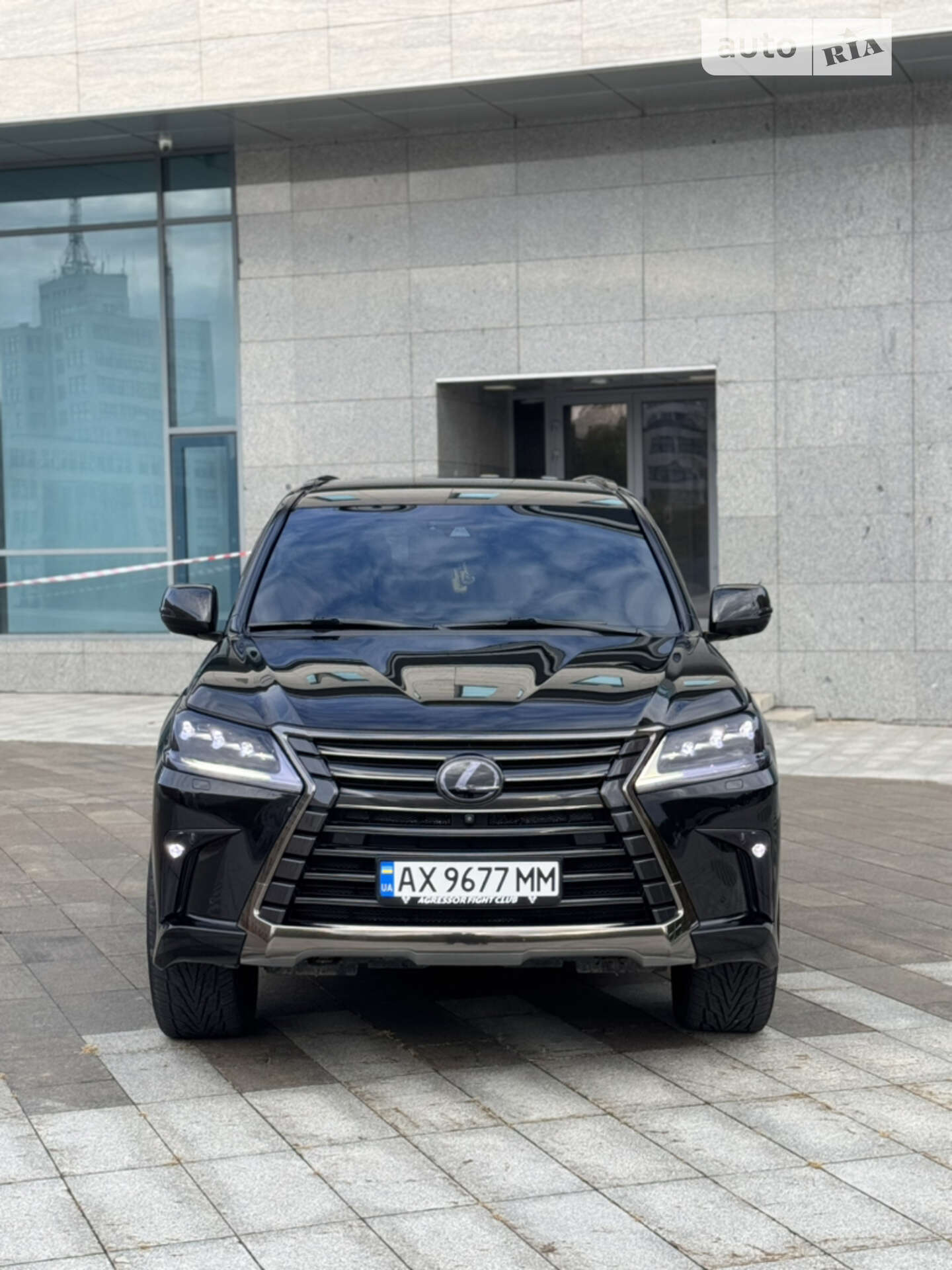 LEXUS LX 450D