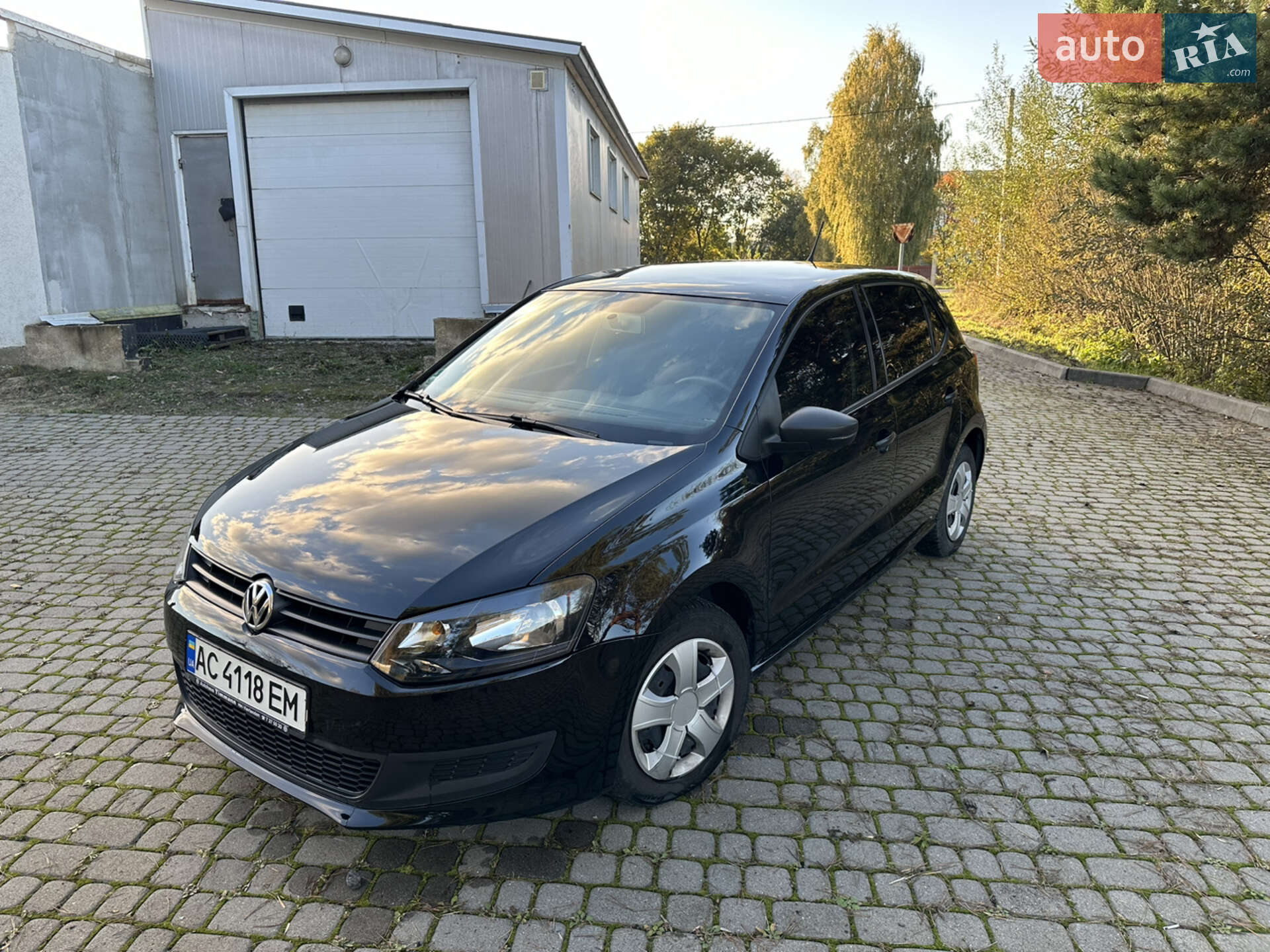 VOLKSWAGEN POLO 2010