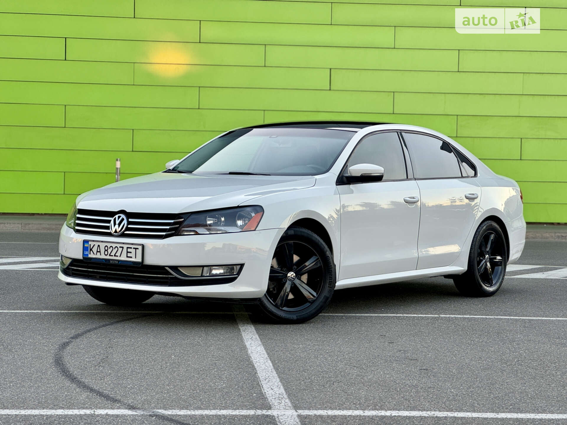 VOLKSWAGEN PASSAT 2014