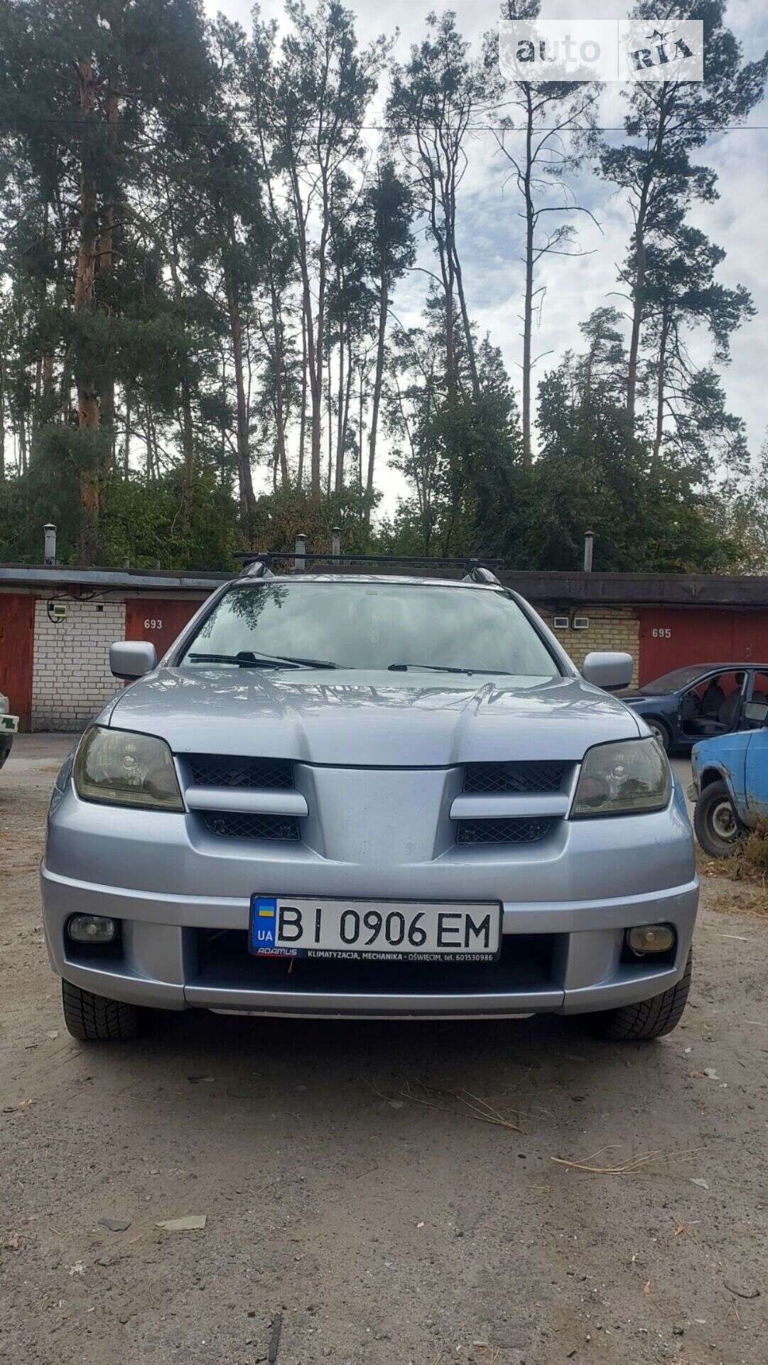 MITSUBISHI OUTLANDER 2003