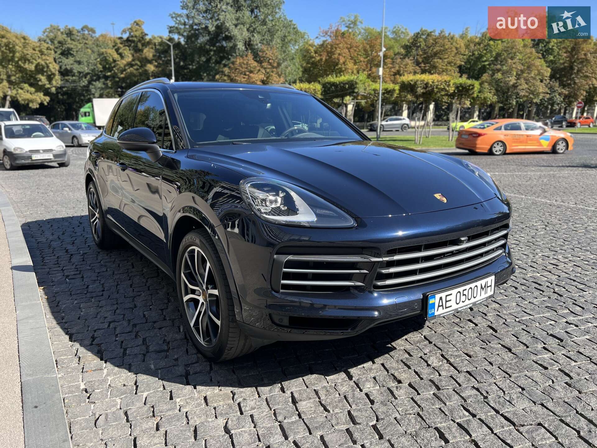 Головне фото звіту автомобіля PORSCHE CAYENNE 2019