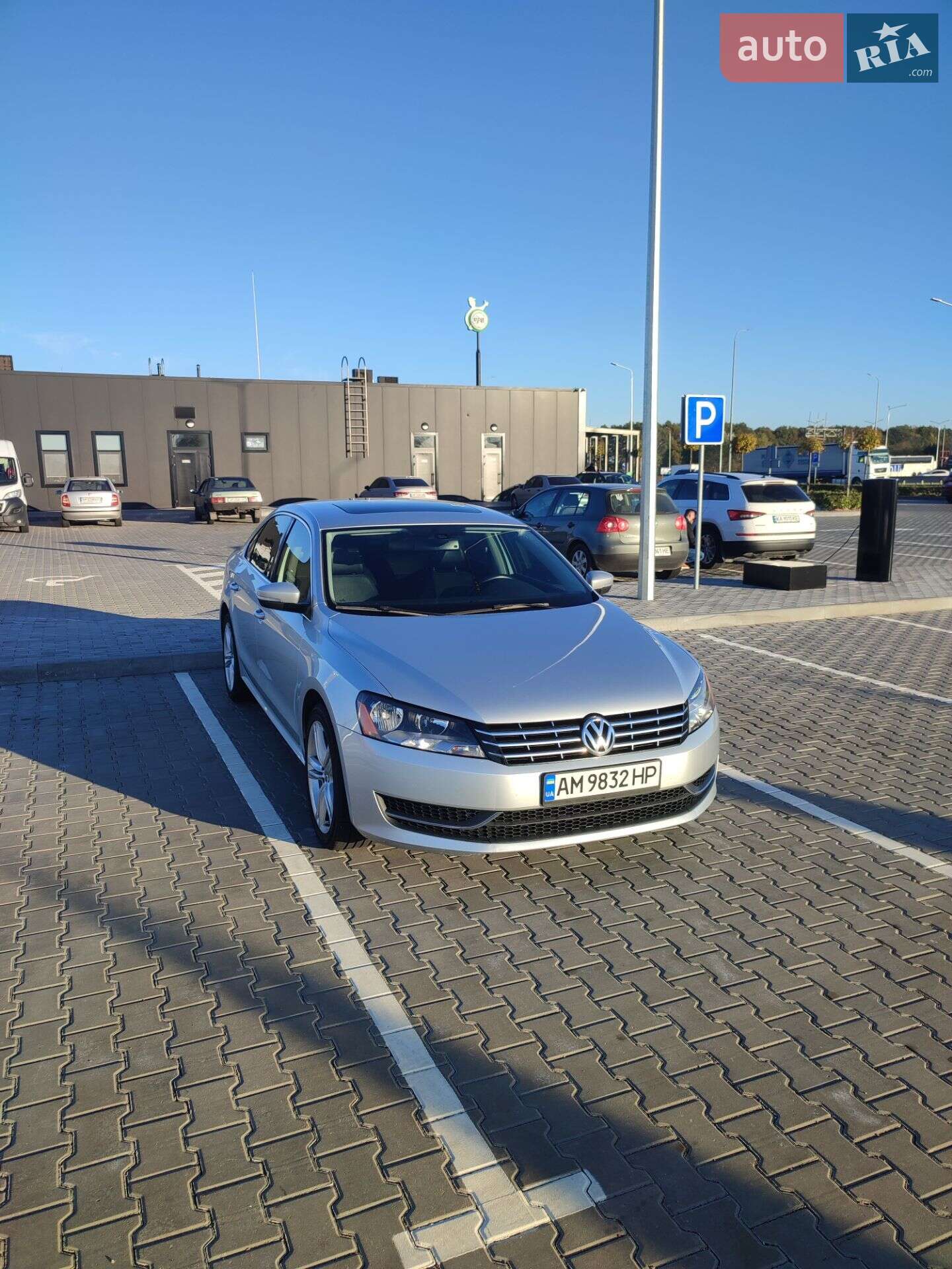 VOLKSWAGEN PASSAT 2014