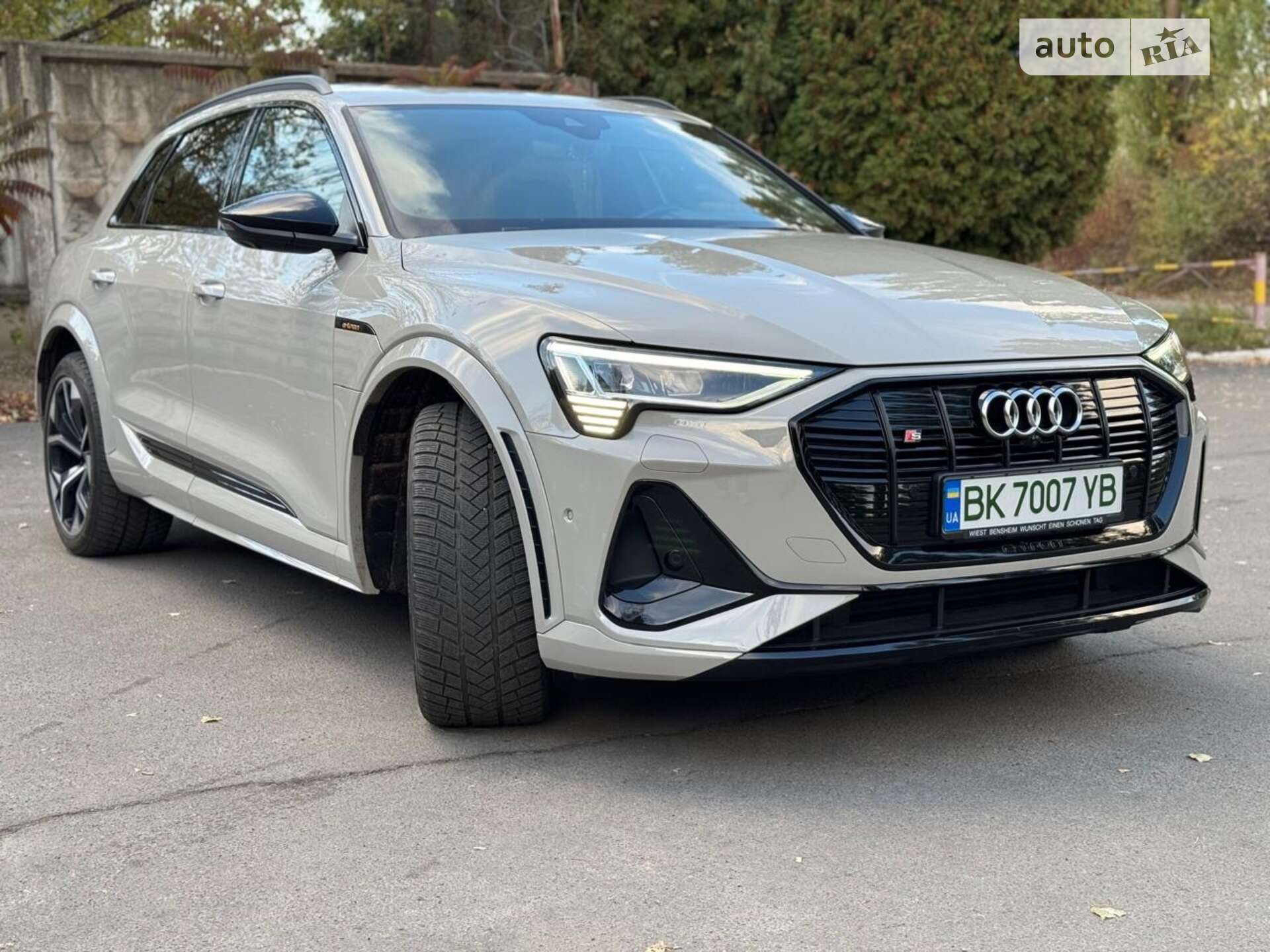 AUDI E-TRON S 2021