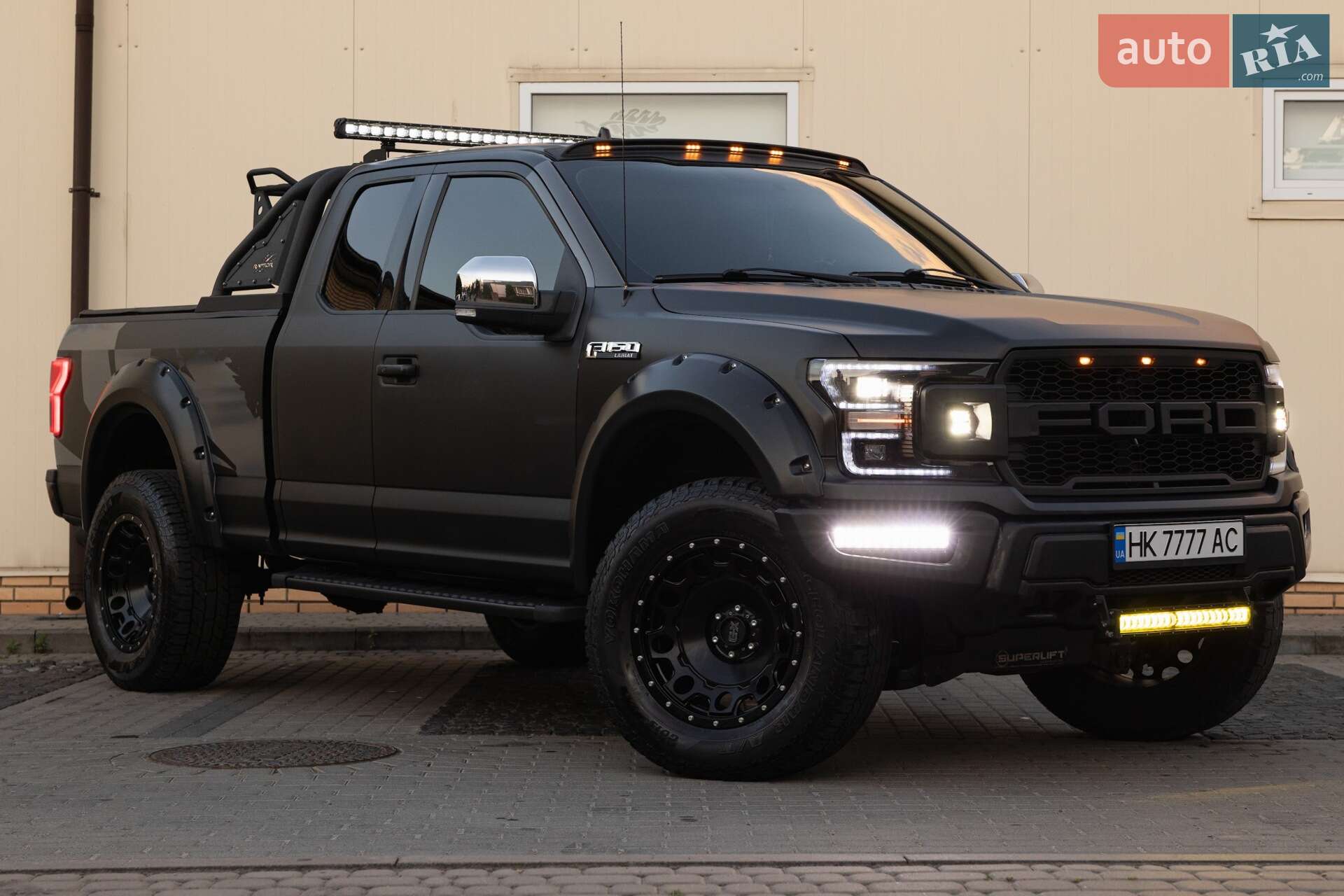 Головне фото звіту автомобіля FORD F 150 2018