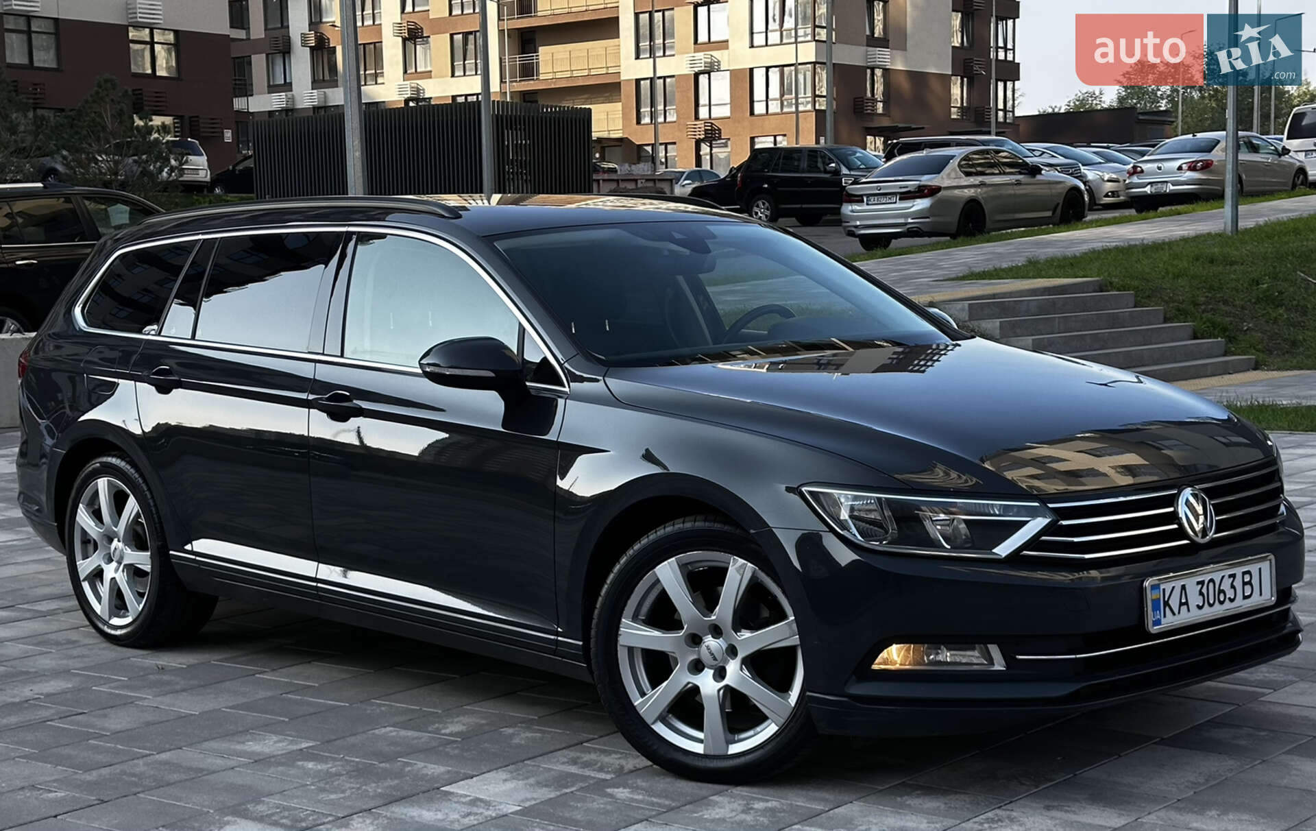 VOLKSWAGEN PASSAT 2016