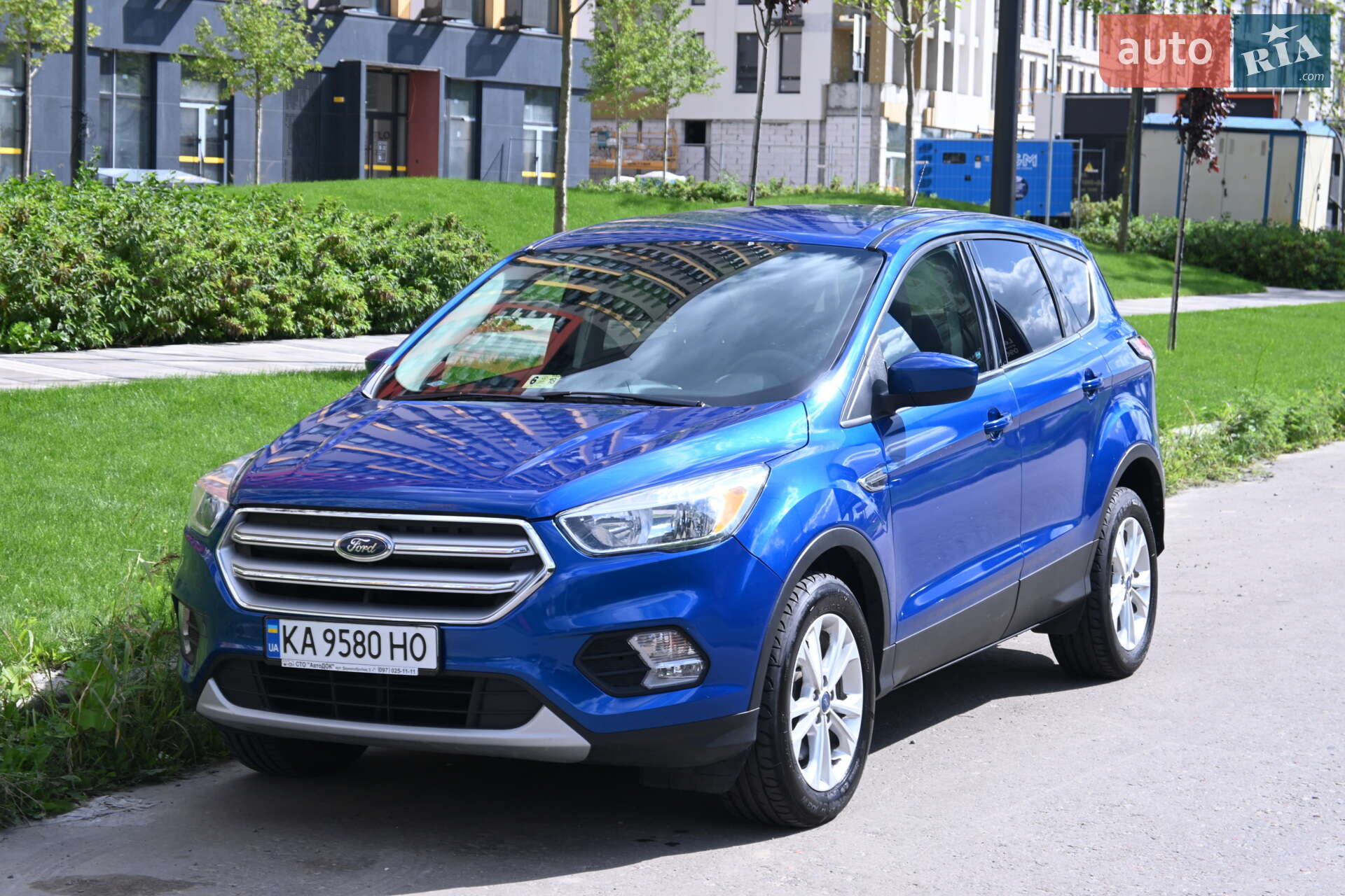 Головне фото звіту автомобіля FORD ESCAPE 2017
