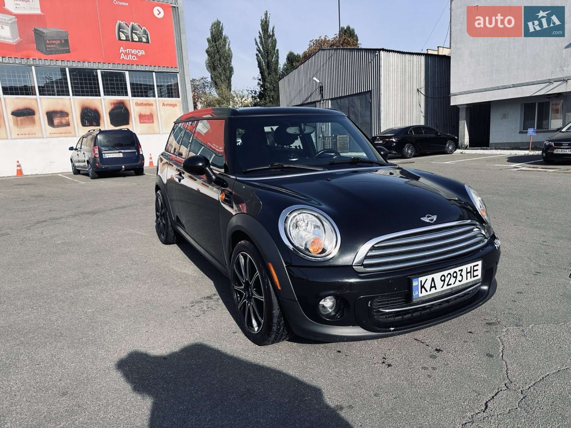 MINI COOPER CLUBMAN 2012