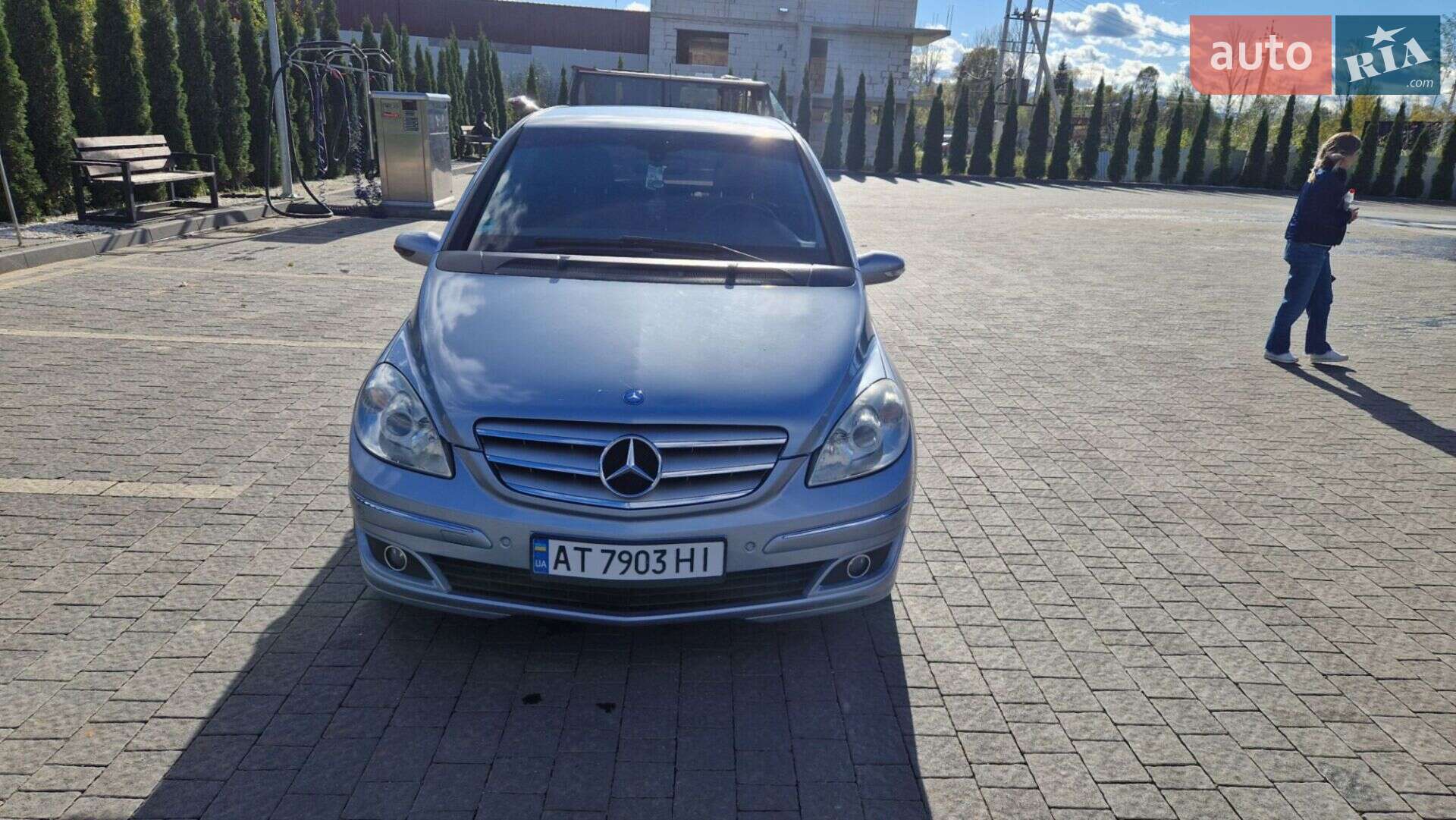 MERCEDES-BENZ B 200 2005