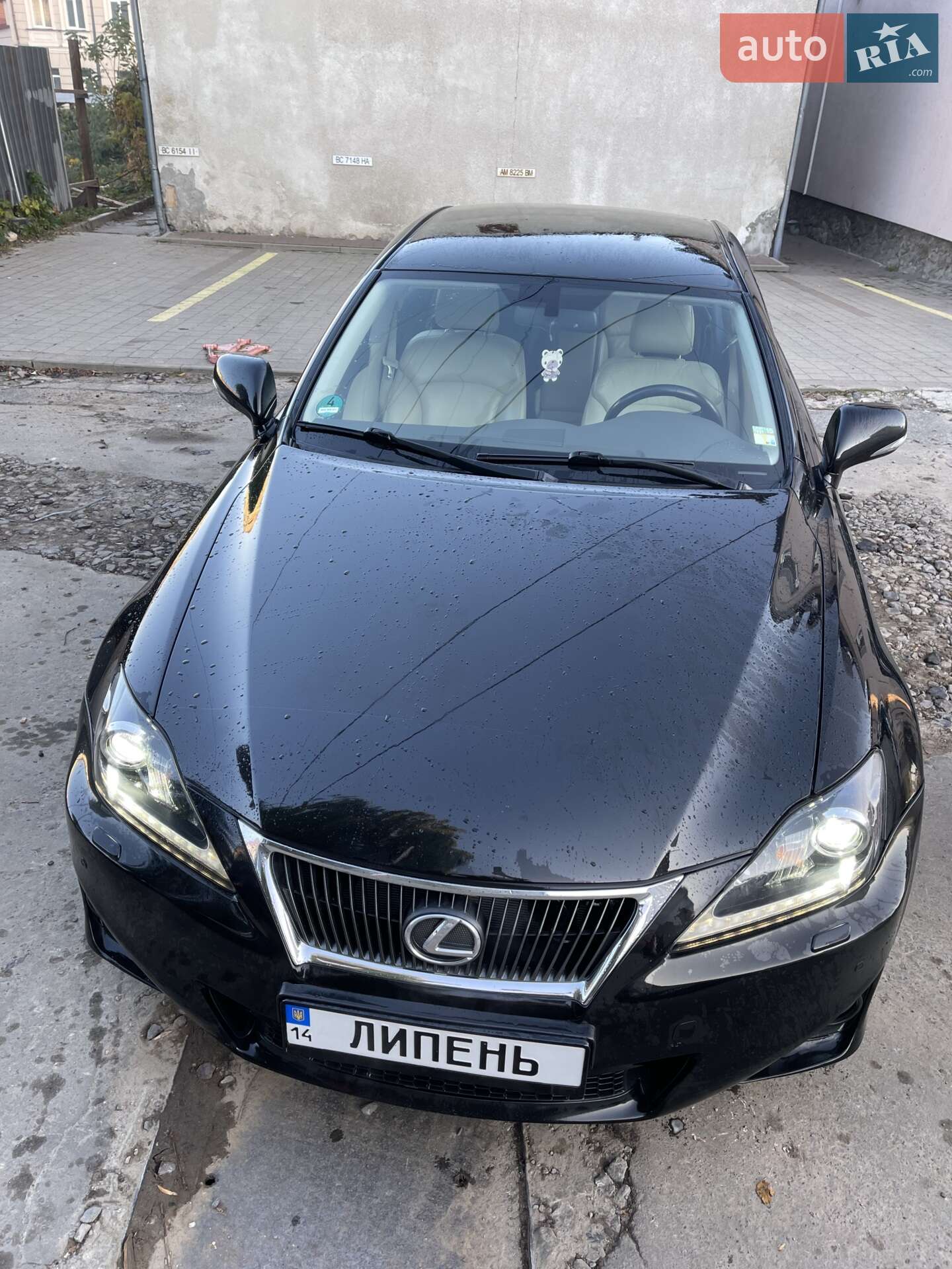 LEXUS IS 200 2011