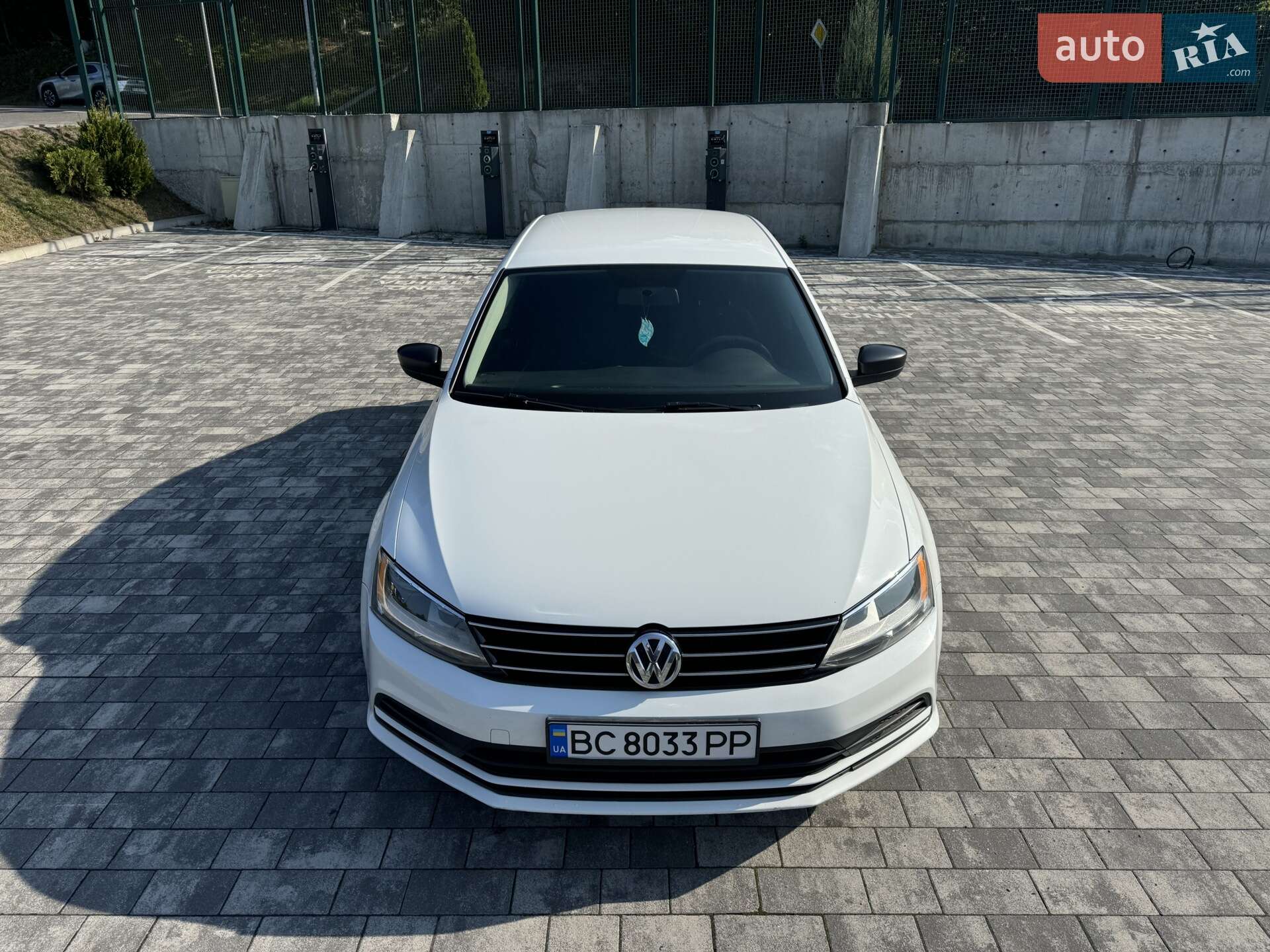 VOLKSWAGEN JETTA 2016