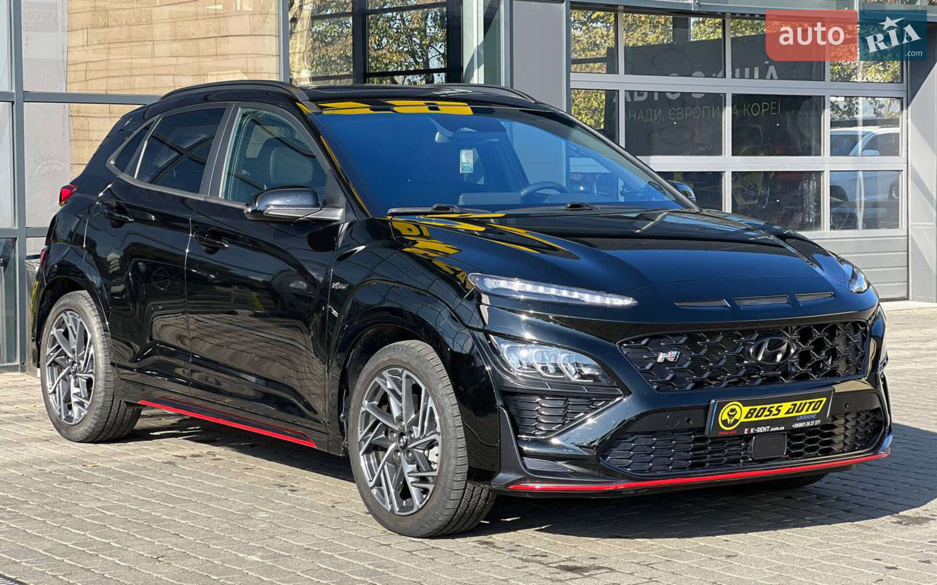 Головне фото звіту автомобіля HYUNDAI KONA 2021