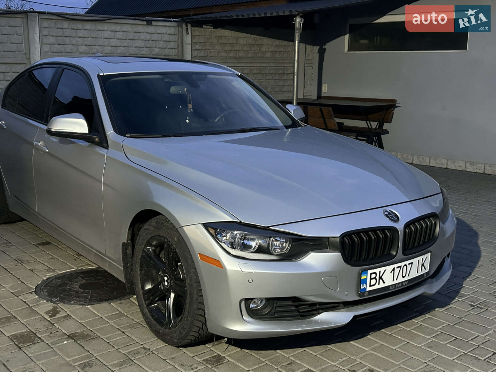 Головне фото звіту автомобіля BMW 328I 2013