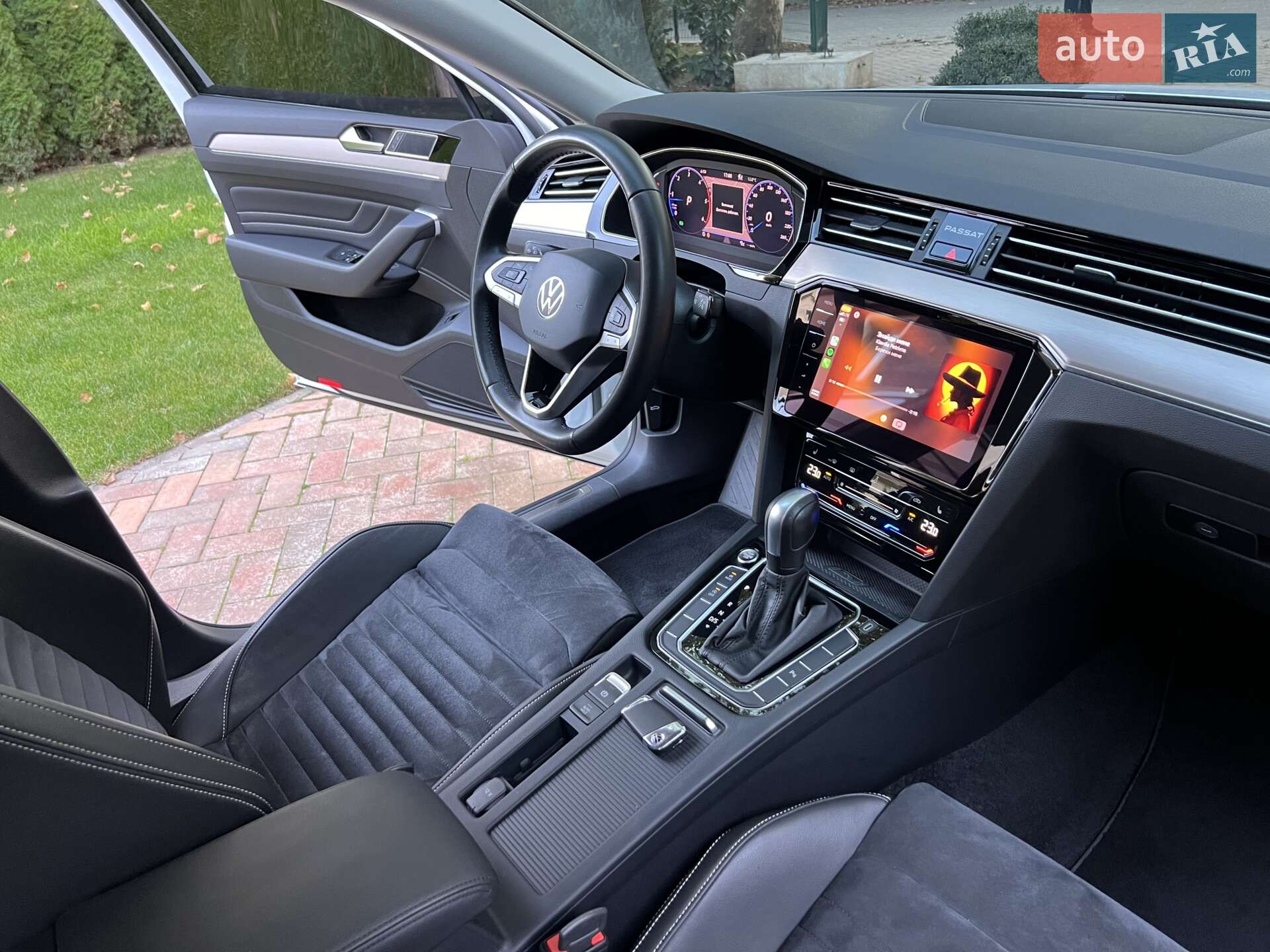 VOLKSWAGEN PASSAT 2020