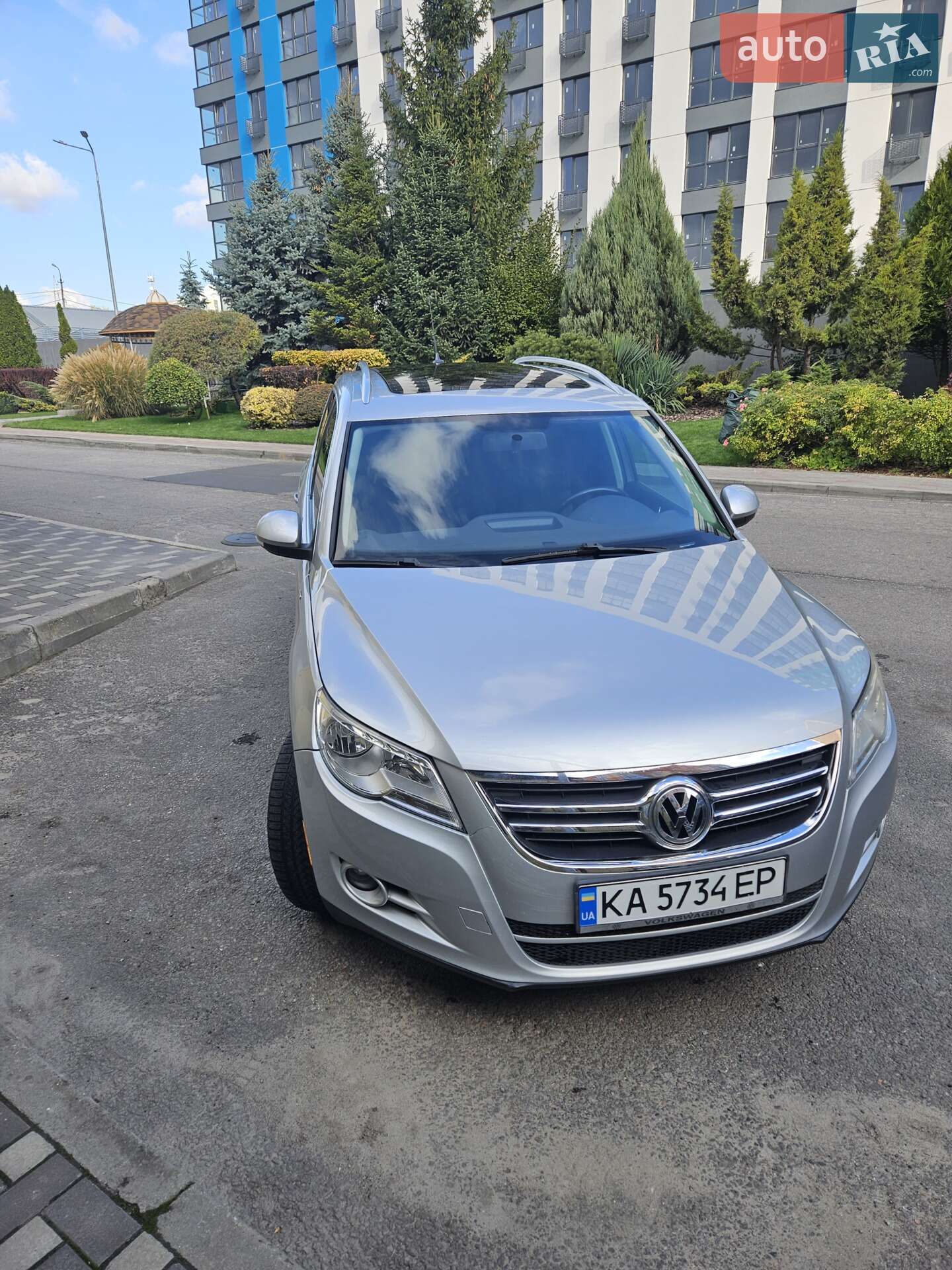 VOLKSWAGEN TIGUAN 2010